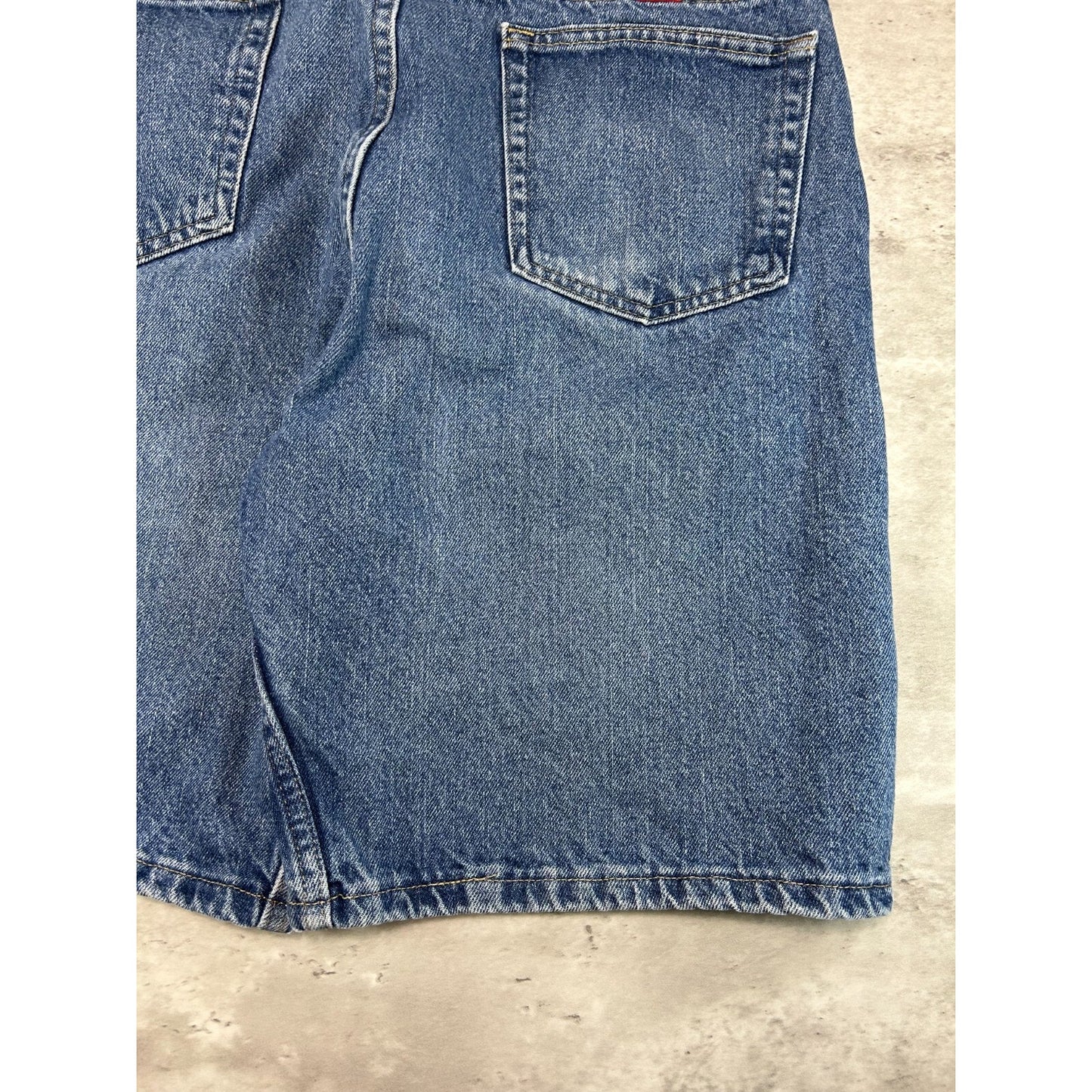 Vintage Wrangler Authentics Dark Wash Denim Shorts Size 37 Blue