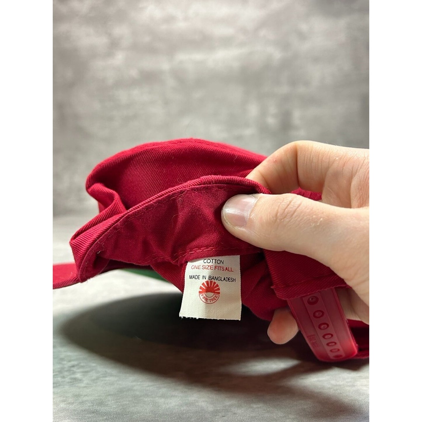Vintage 90s Crayola Embroidered Spellout Snapback Hat OSFA Red