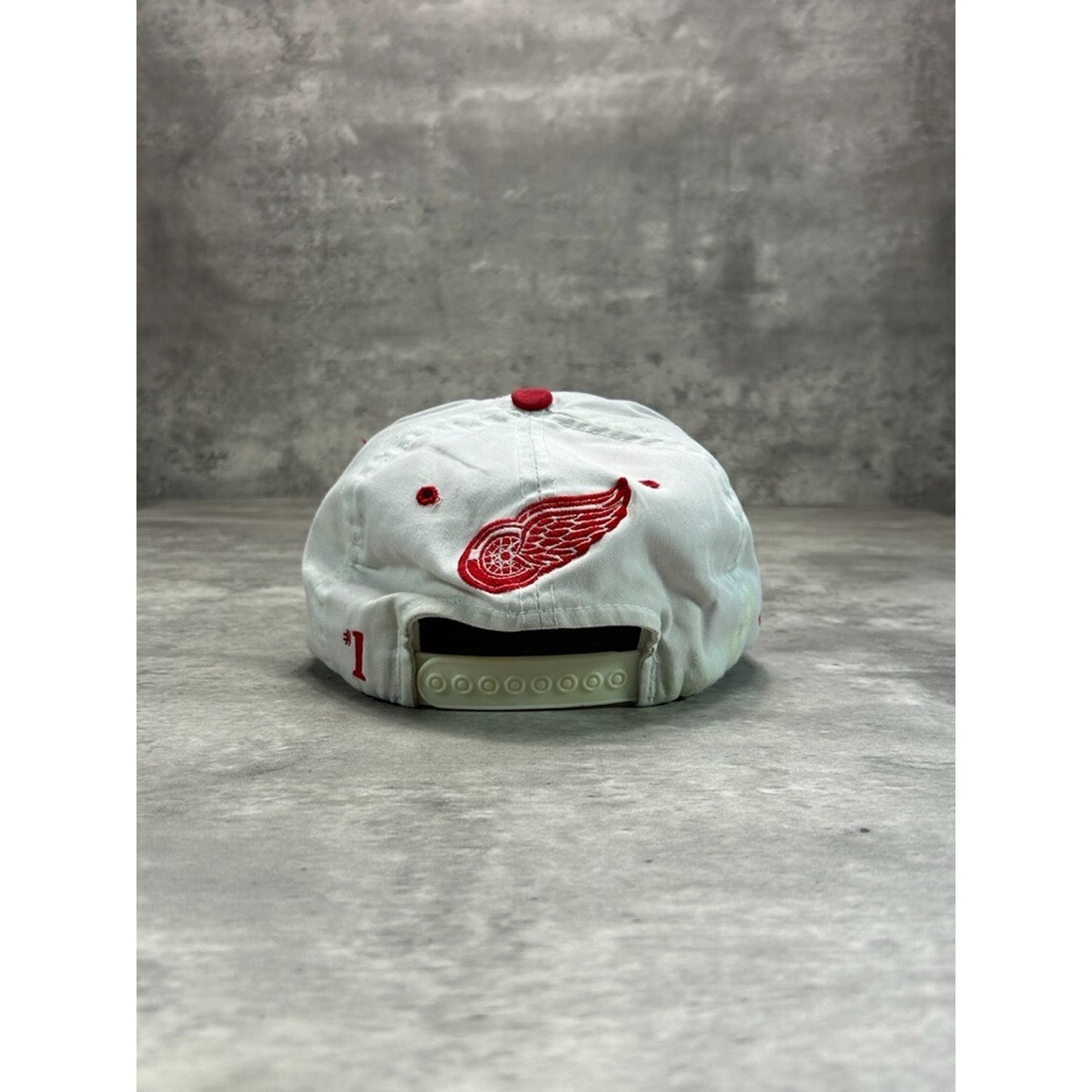 Vintage 90s Detroit Red Wings NHL Embroidered Hockey Snapback Hat OSFA