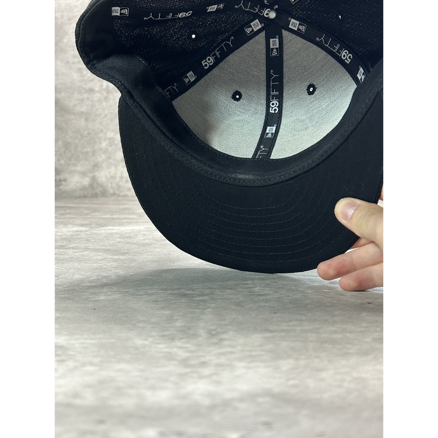 MiLB Embroidered Logo Baseball Fitted Hat Size 7 1/2 Black
