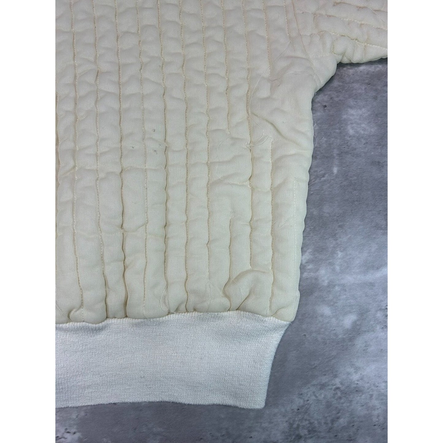 Vintage 1960s Quilted Thermals Lined Pullover Sweatshirt Size Small White