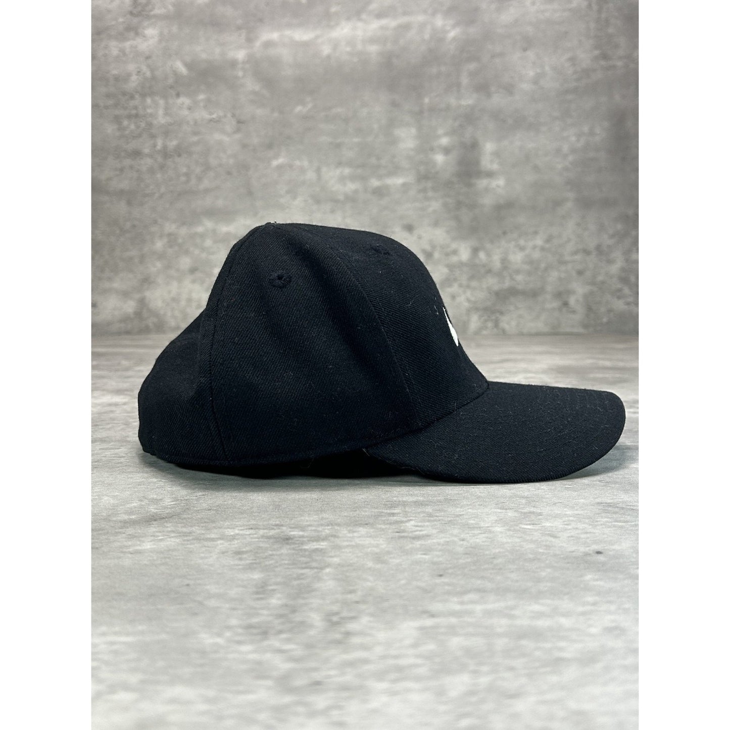 Vintage 90s Nike Embroidered Swoosh Fitted Hat 7 1/8 Black