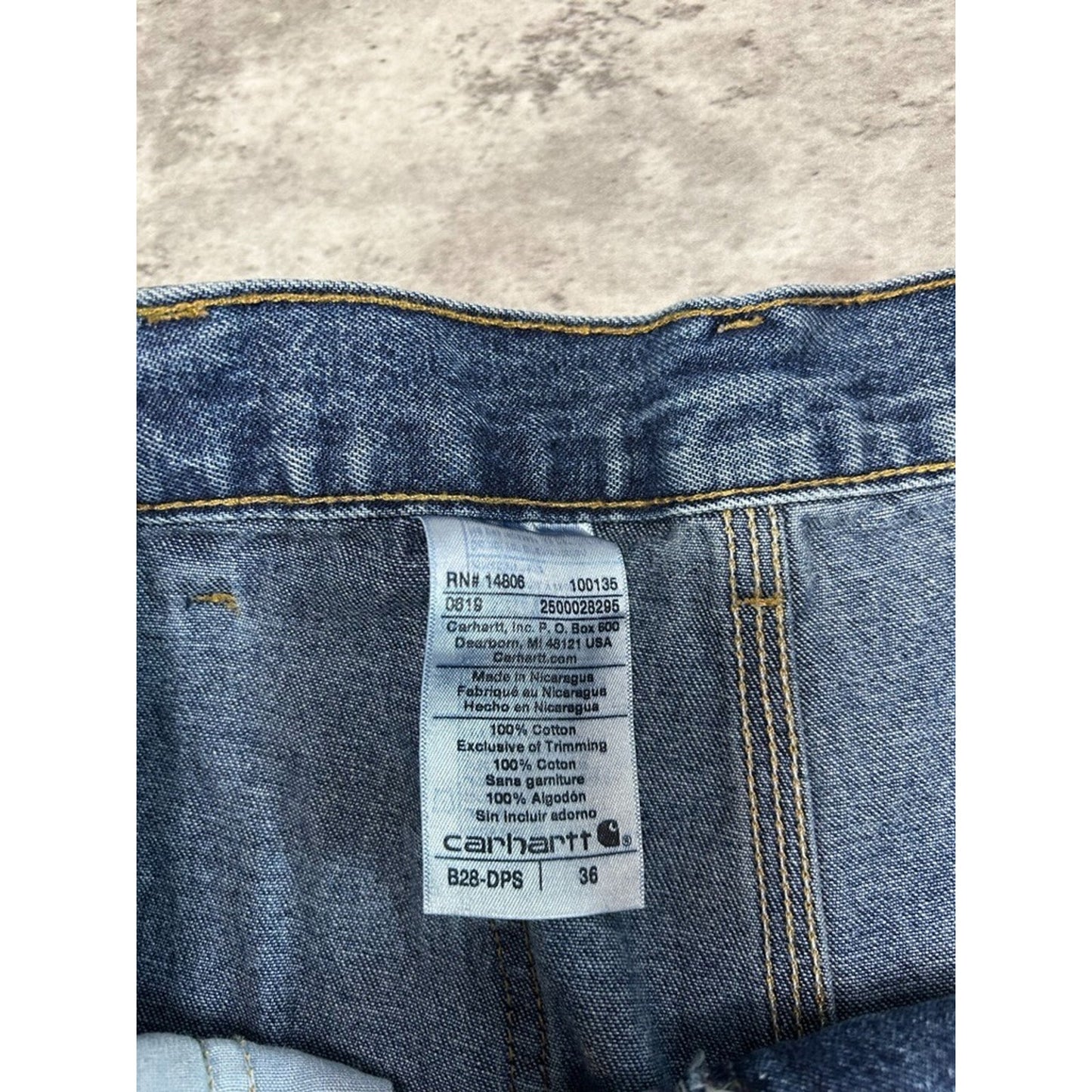 Vintage Carhartt Workwear Dark Wash Denim Carpenter Shorts Size 37 Blue