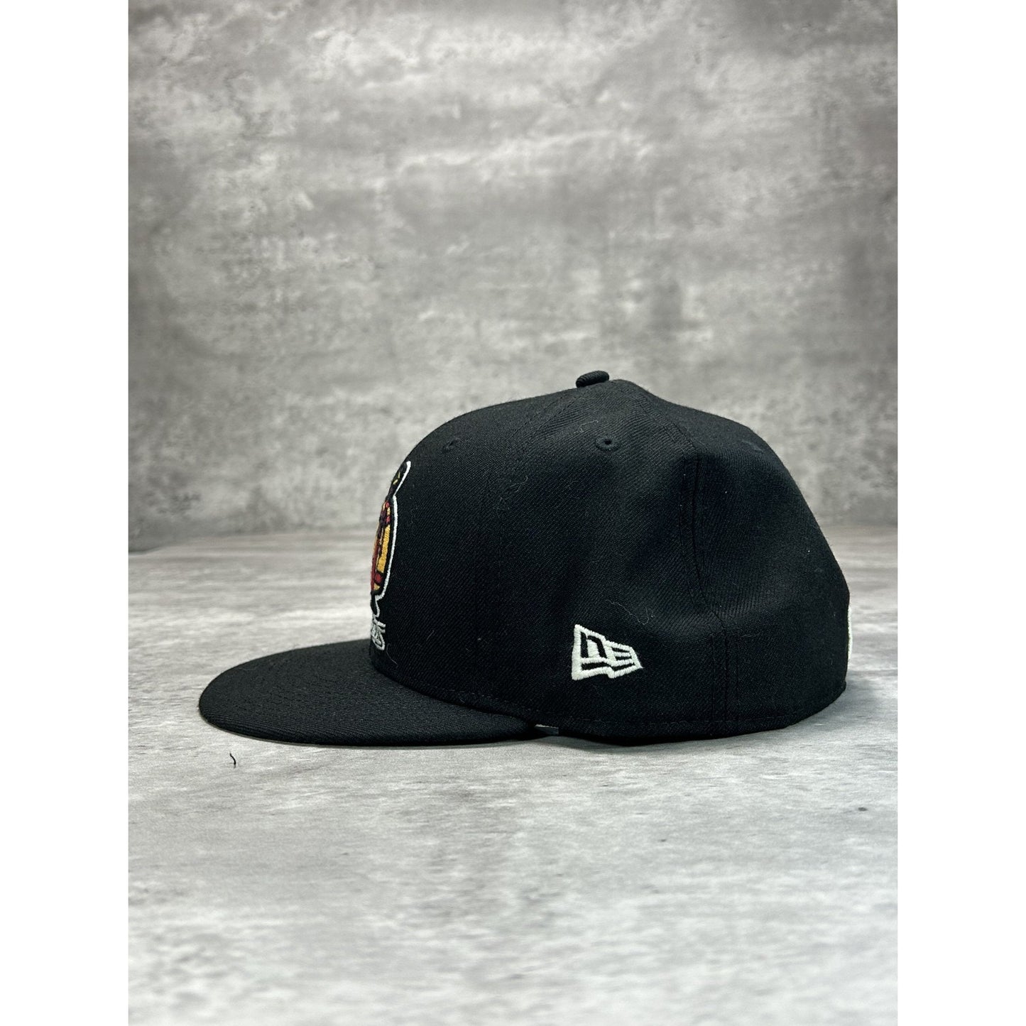 Hawaii Islanders MiLB Embroidered Logo Baseball Fitted Hat 7 1/2 Black