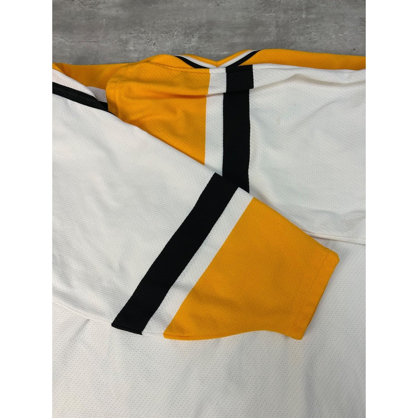 Vintage 90s Pittsburgh Penguins NHL Stitched CCm Hockey Jersey Size XL