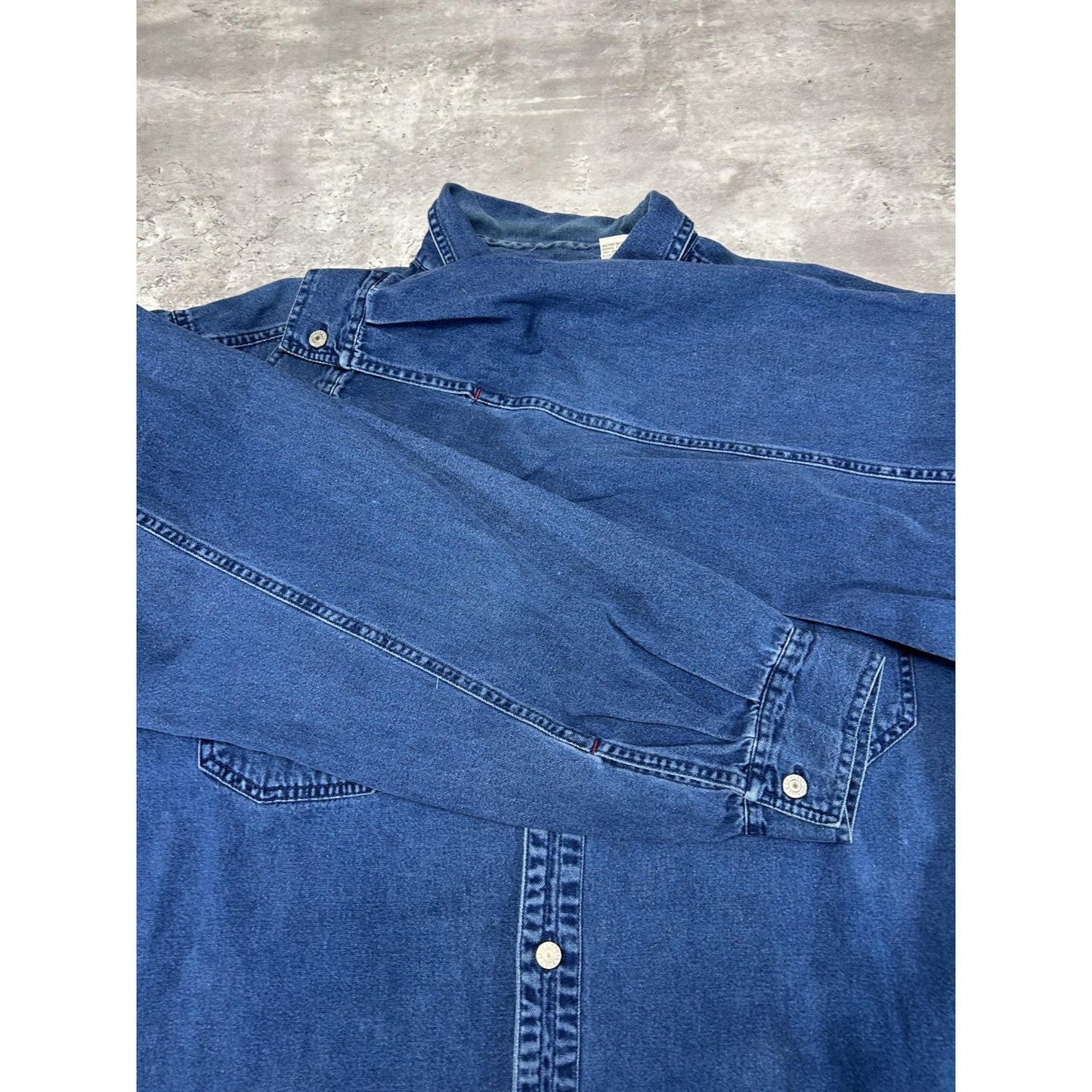 Vintage Levis Red Tab Dark Wash Denim Long Sleeve Button Up Shirt Size XL