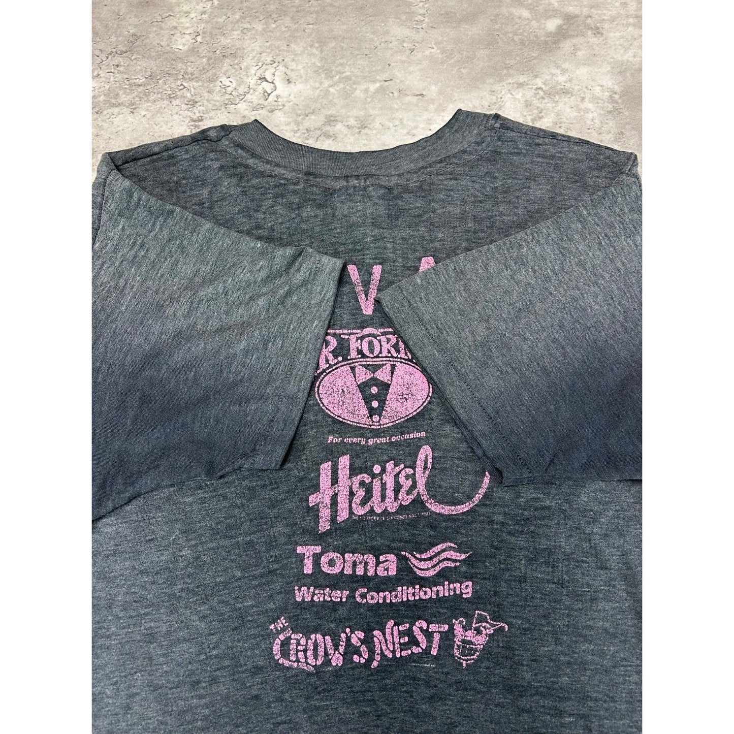 Vintage 1989 Pine View Permathon Graphic Spellout T-Shirt Size Large