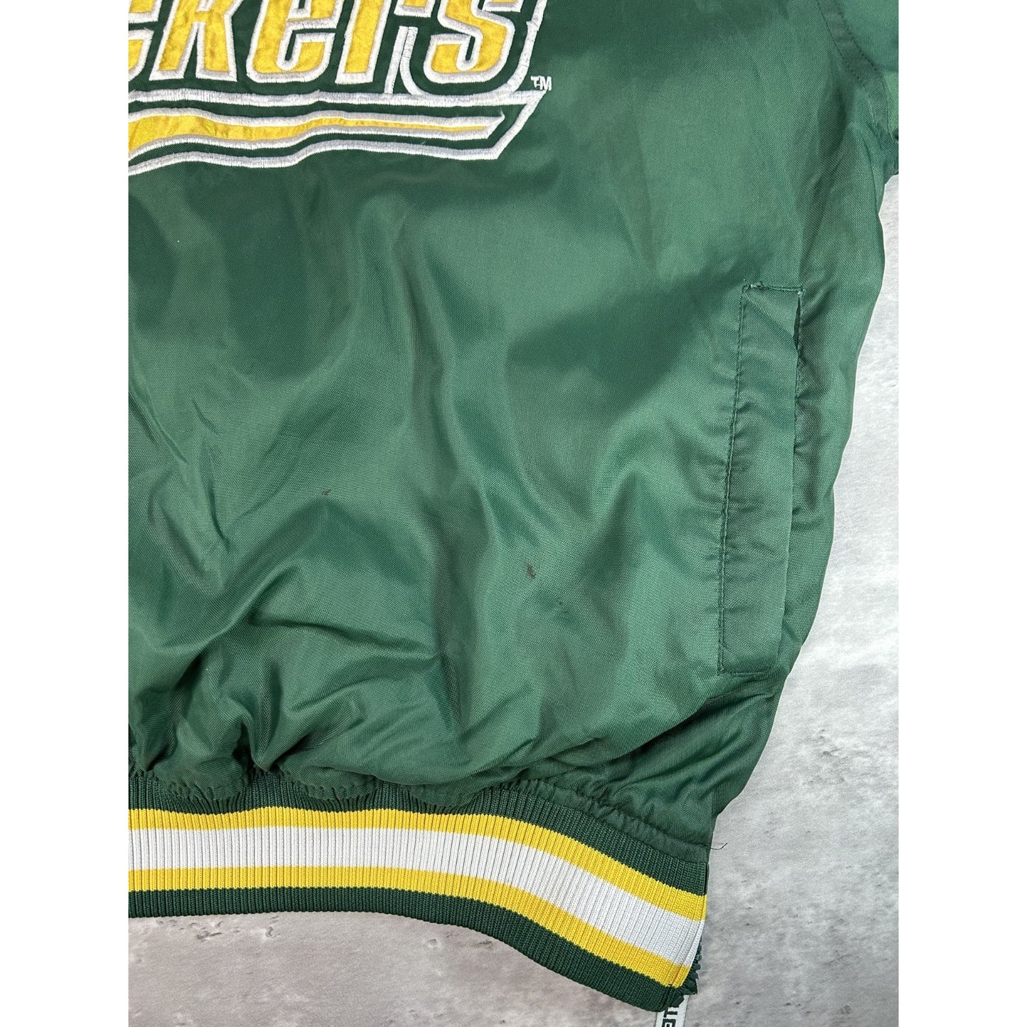 Vintage 90s Green Bay Packers NFL Starter Nylon Windbreaker Jacket Size Medium