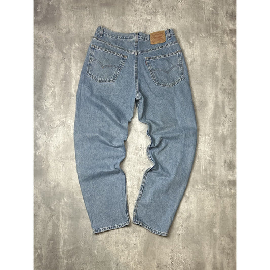Vintage Levis Red Tab 550 Relaxed Fit Light Wash Denim Pants Size 37 Blue