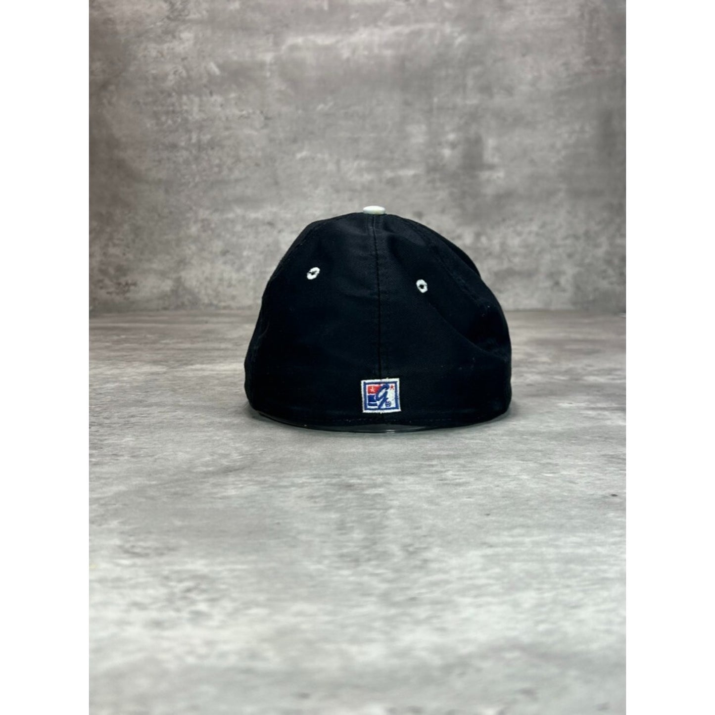 Vintage 90s Los Angeles Raiders NFL Embroidered Logo Snapback Hat OSFA