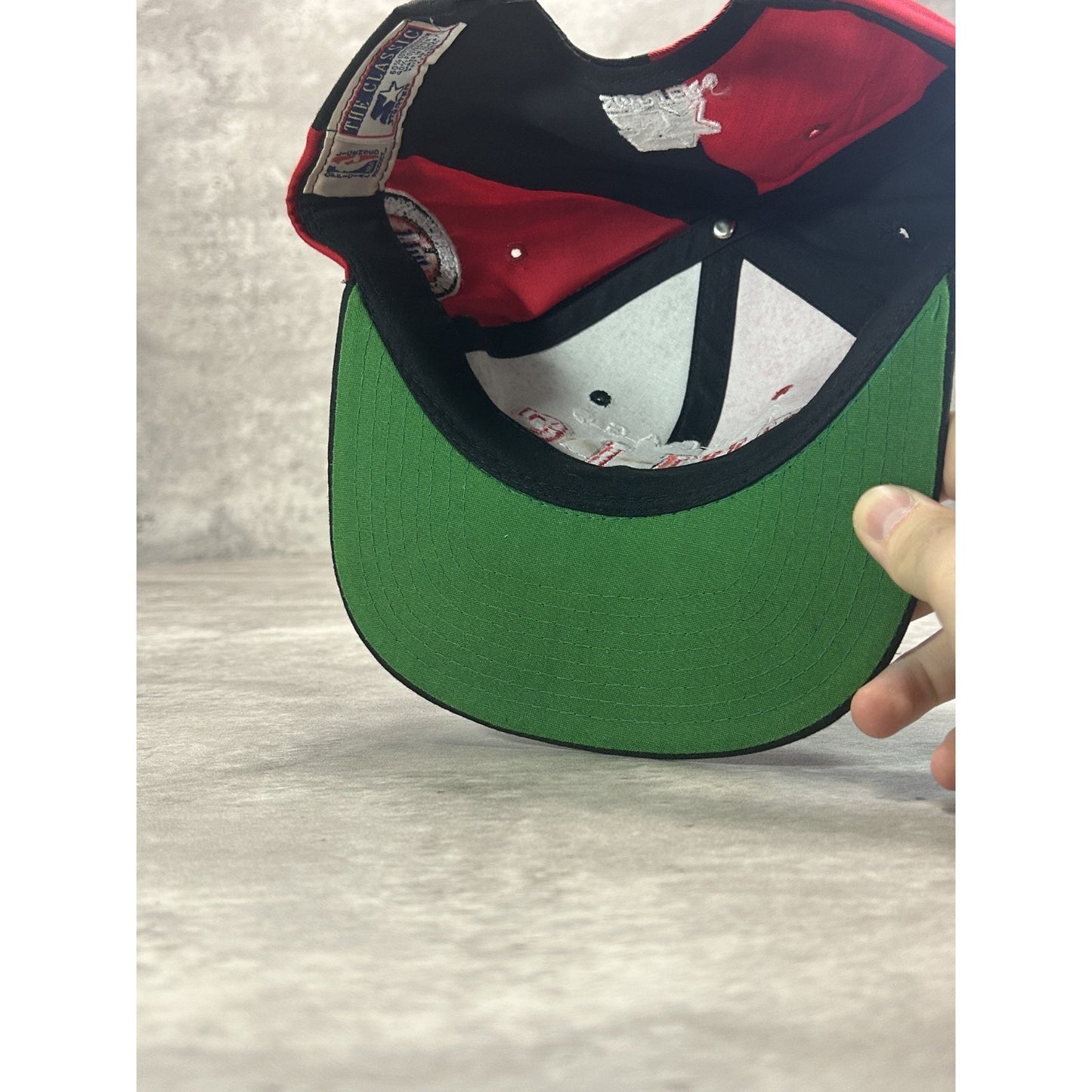 Vintage 90s Chicago Bulls NBA Starter Two Tone Arc Spellout Snapback Hat OSFA