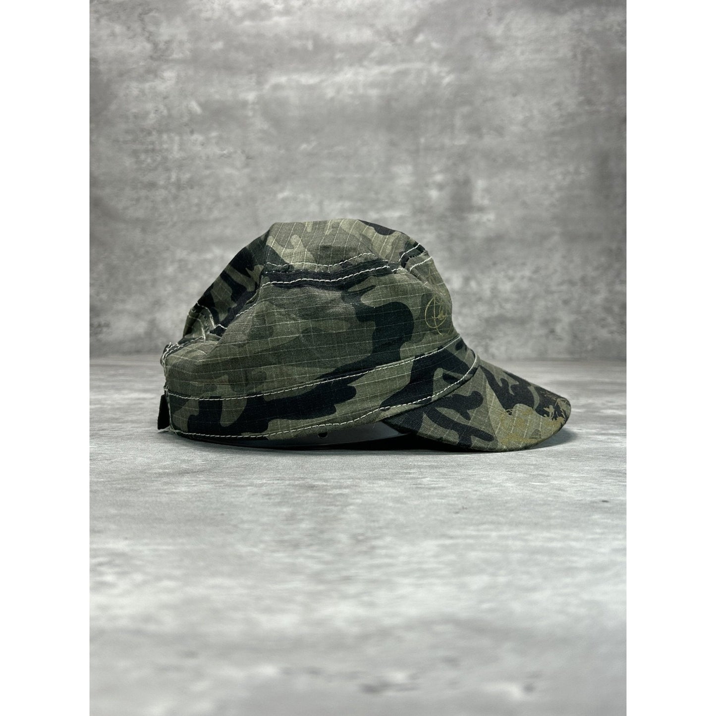 Vintage Budweiser Camo Cursive Spellout Army Hat OSFA