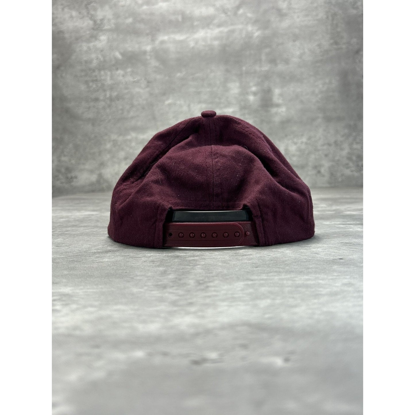 Vintage 90s In The Bleak Midwinter Embroidered Spellout Snapback Hat OSFA Maroon