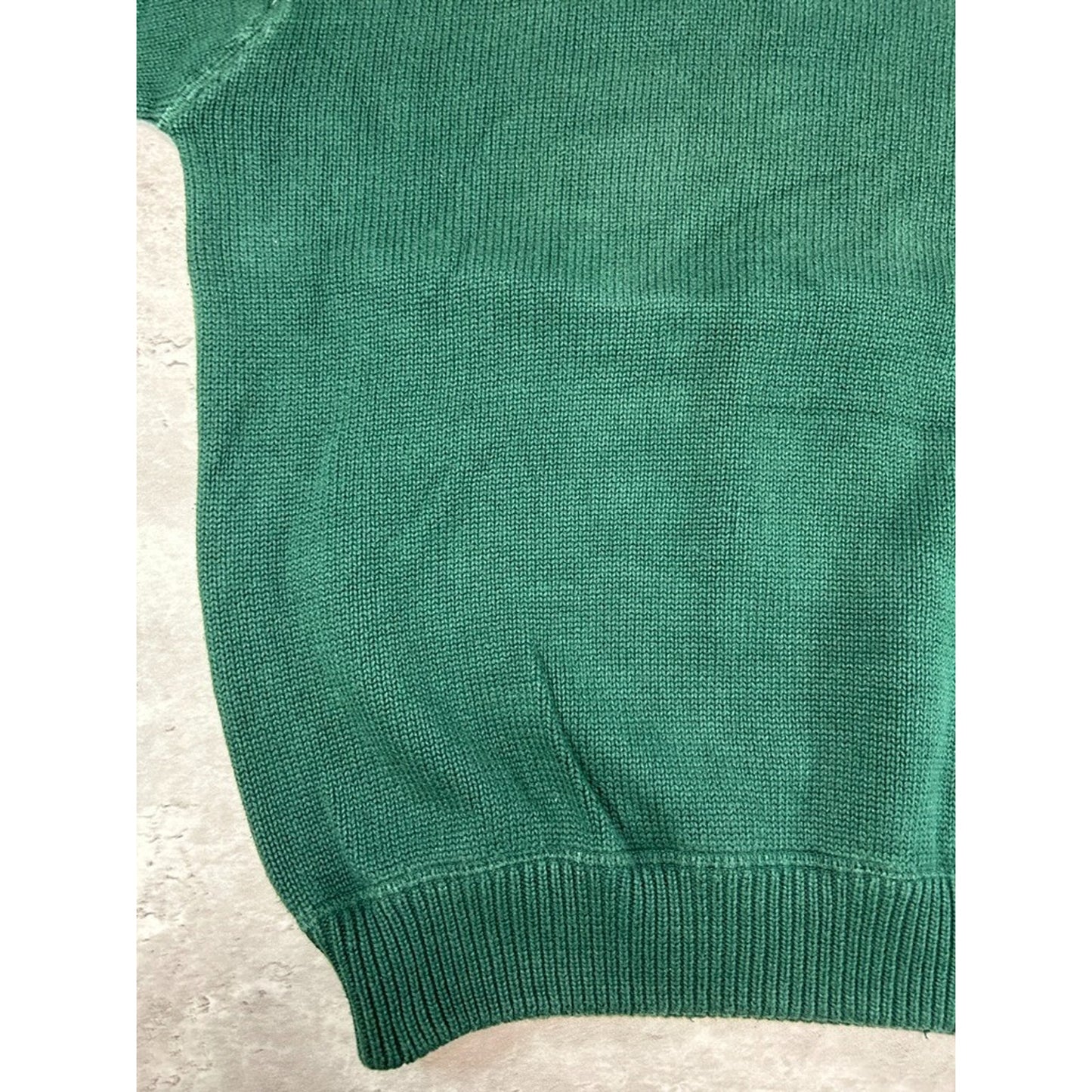 Vintage Tommy Hilfiger Embroidered Crest Pullover Sweater Size Large Green