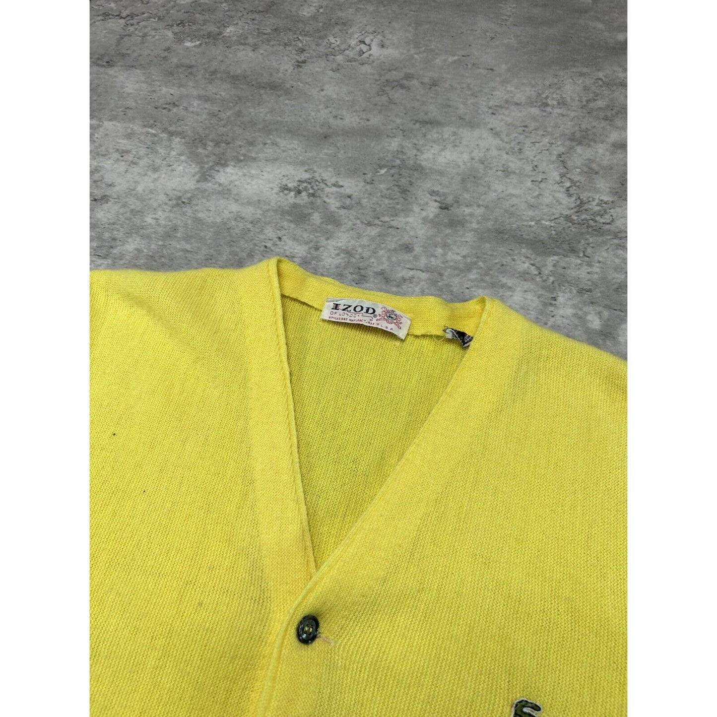 Vintage 1980 Izod Lacoste Embroidered Logo Cardigan Knit Sweater Size Large