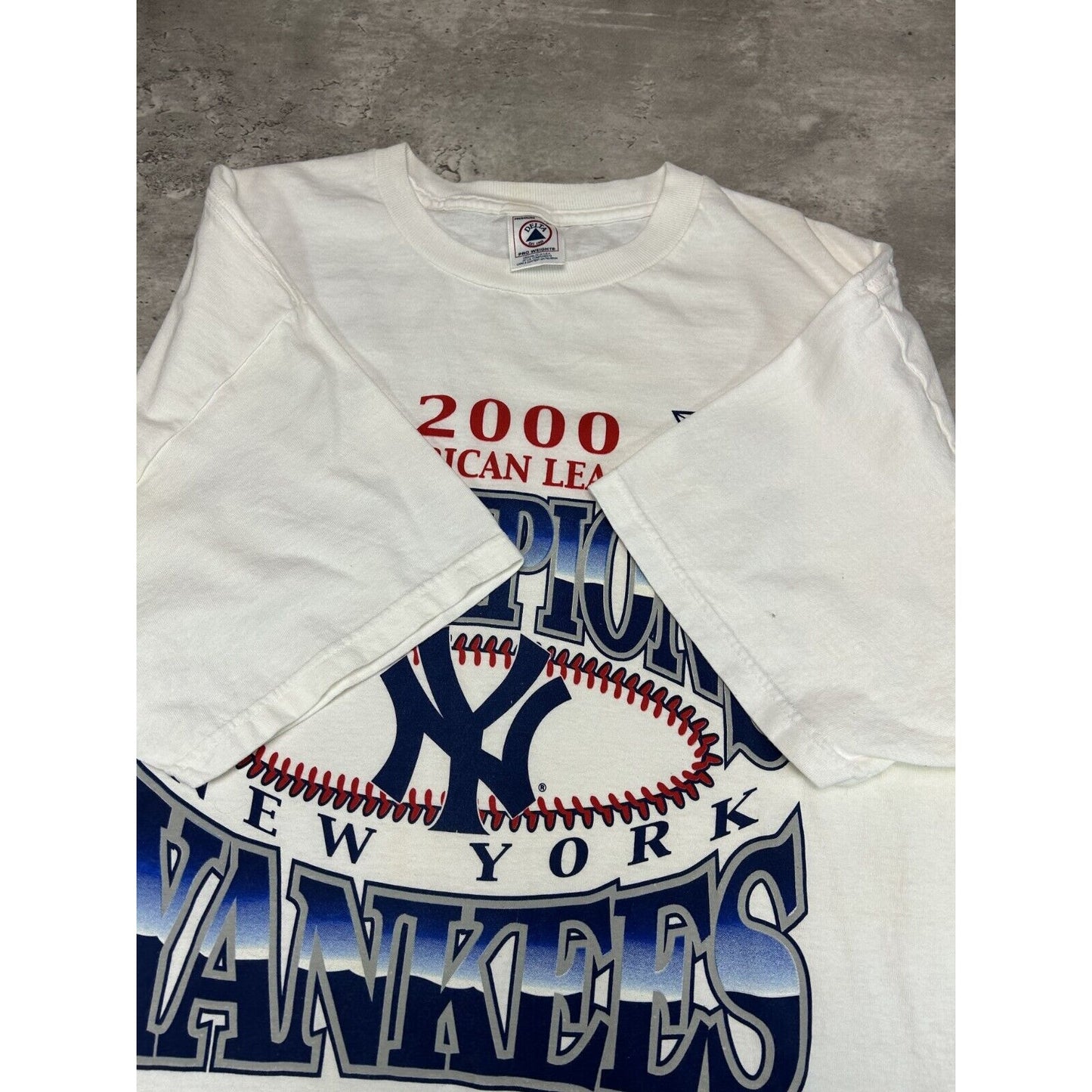 Vintage 2000 New York Yankees MLB AL Division Champs Graphic T-Shirt Size XL