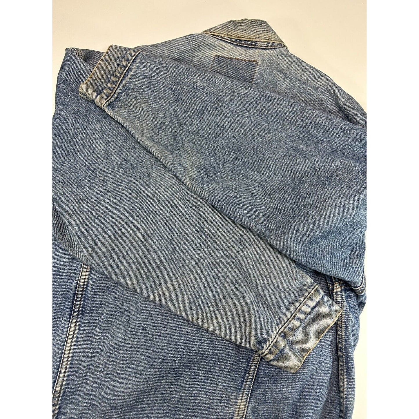 Vintage 90s Levis Red Tab Medium Wash Denim Type 3 Trucker Jacket Size Large