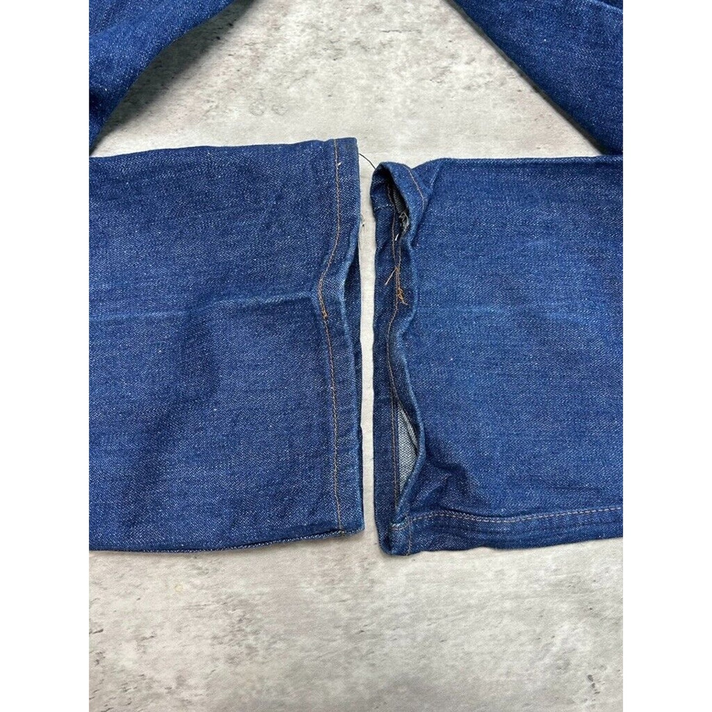 Vintage Wrangler Western Dark Wash Straight Leg Denim Pants Size 37 Blue