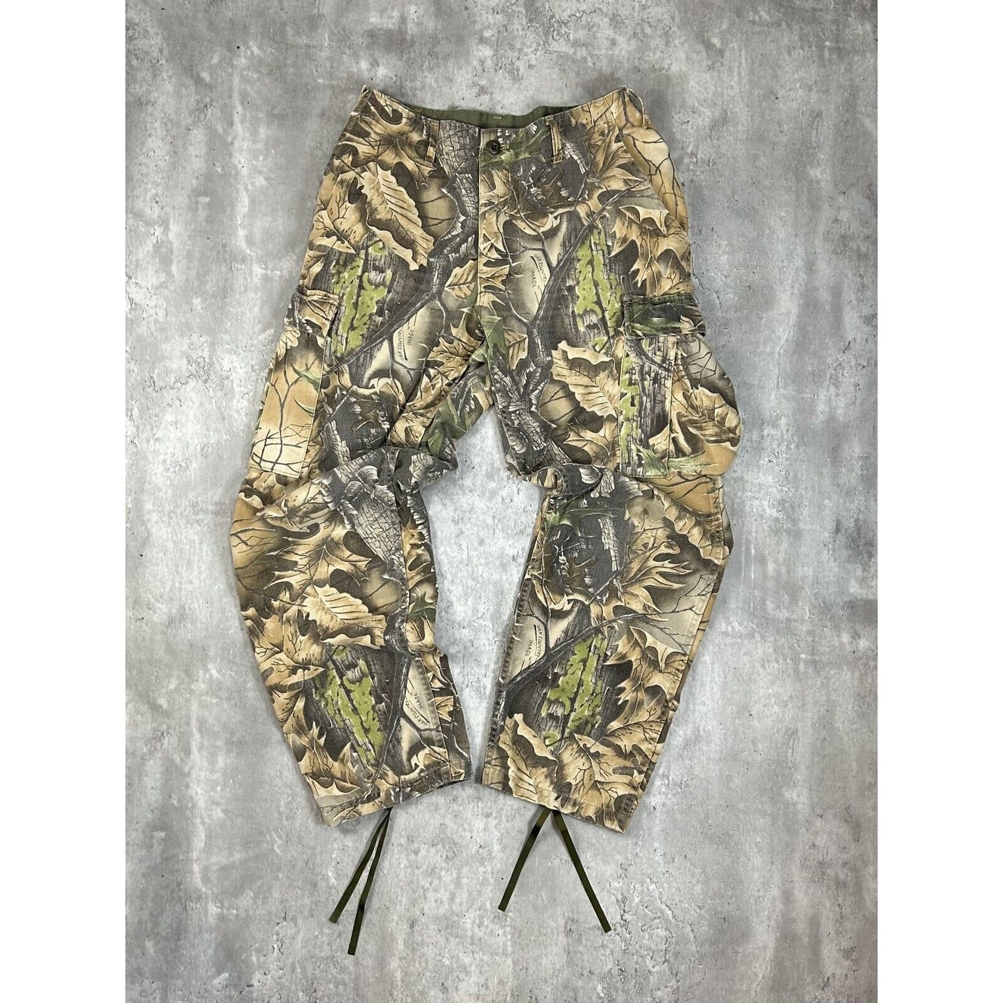 Vintage Oak Country Image Tree Camo Hunting Cargo Pants Size 36