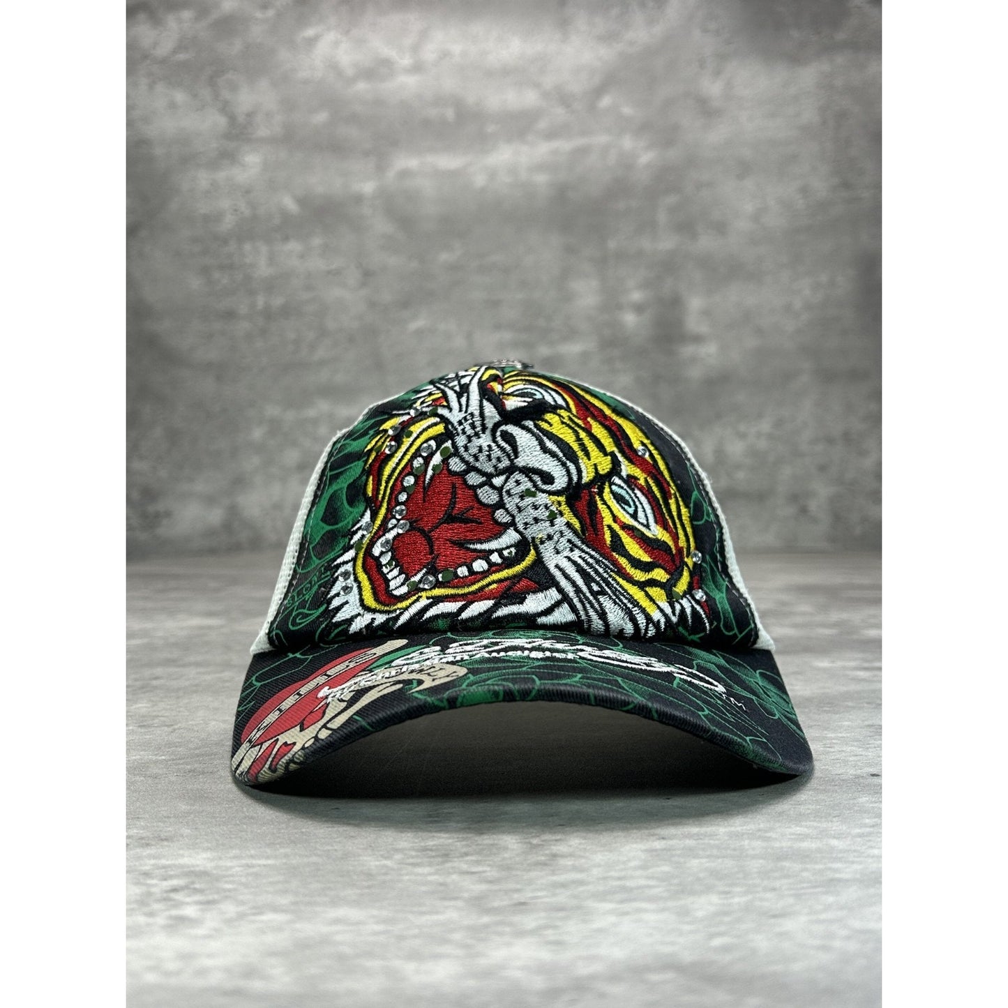 Vintage Y2K Ed Hardy Bedazzled Tiger Graphic Trucker Snapback Hat OSFA