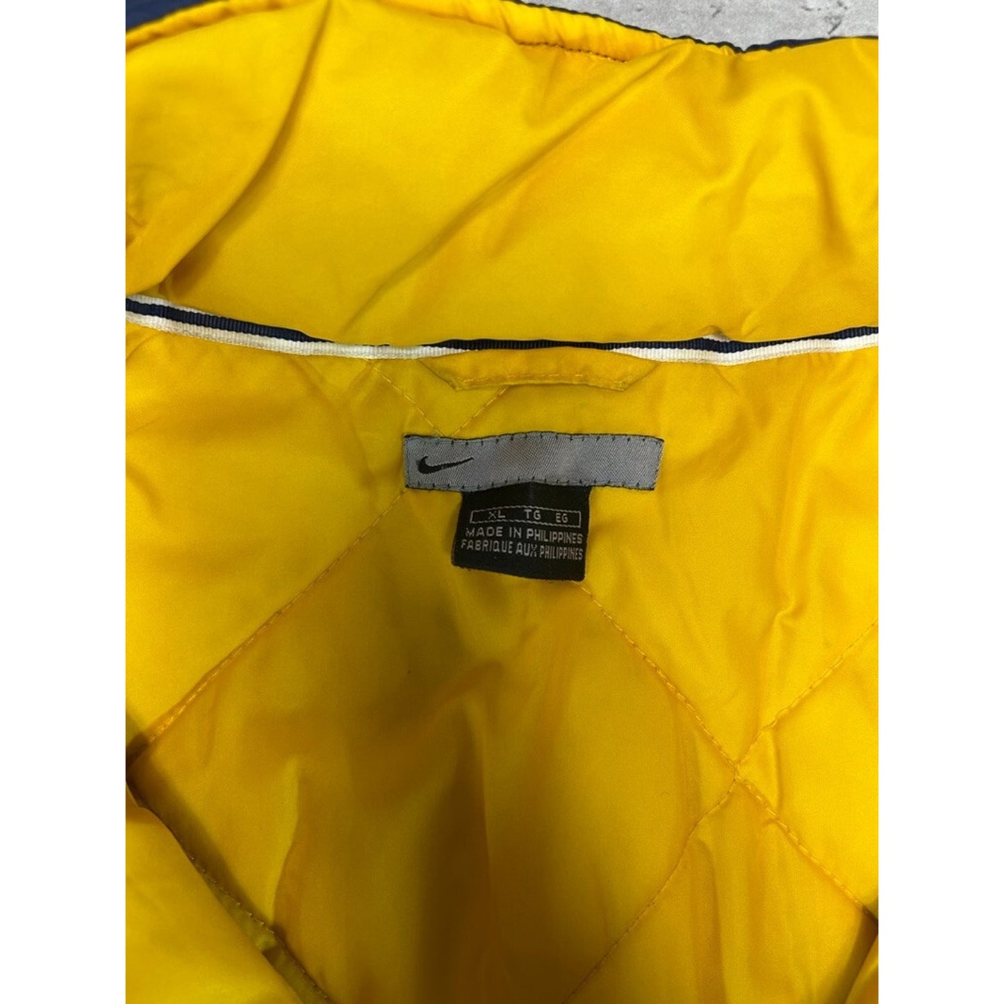 Vintage 2000s Nike Embroidered Swoosh Insulated Nylon Jacket Size XL Blue