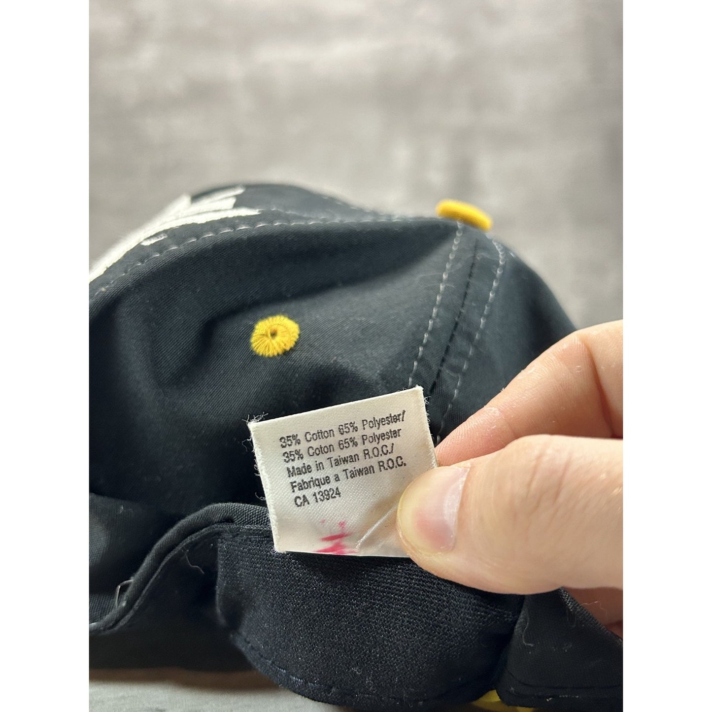 Vintage 90s Boston Bruins NHL Embroidered Spellout Hockey Snapback Hat OSFA