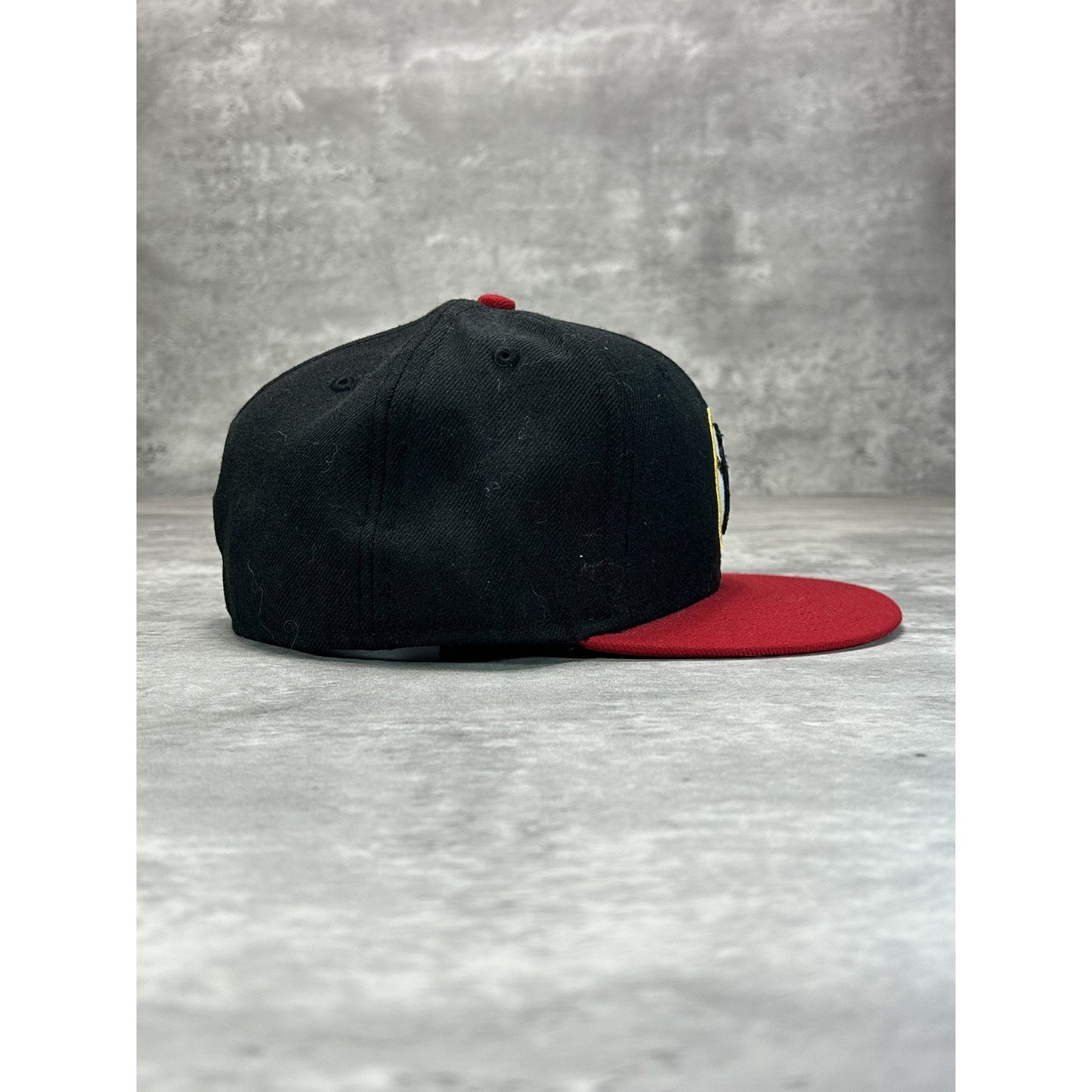 Buffalo Bisons MiLB Embroidered Logo Baseball Fitted Hat Size 7 3/8