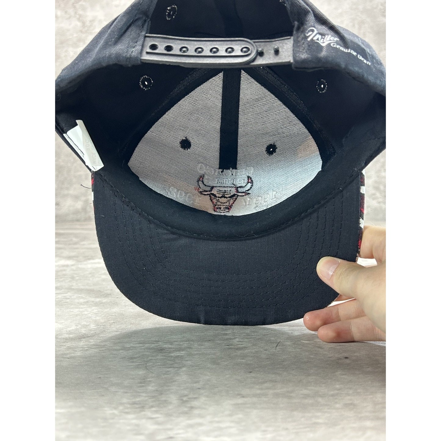 Vintage 1992 Chicago Bulls NBA World Champs Embroidered Snapback Hat OSFA
