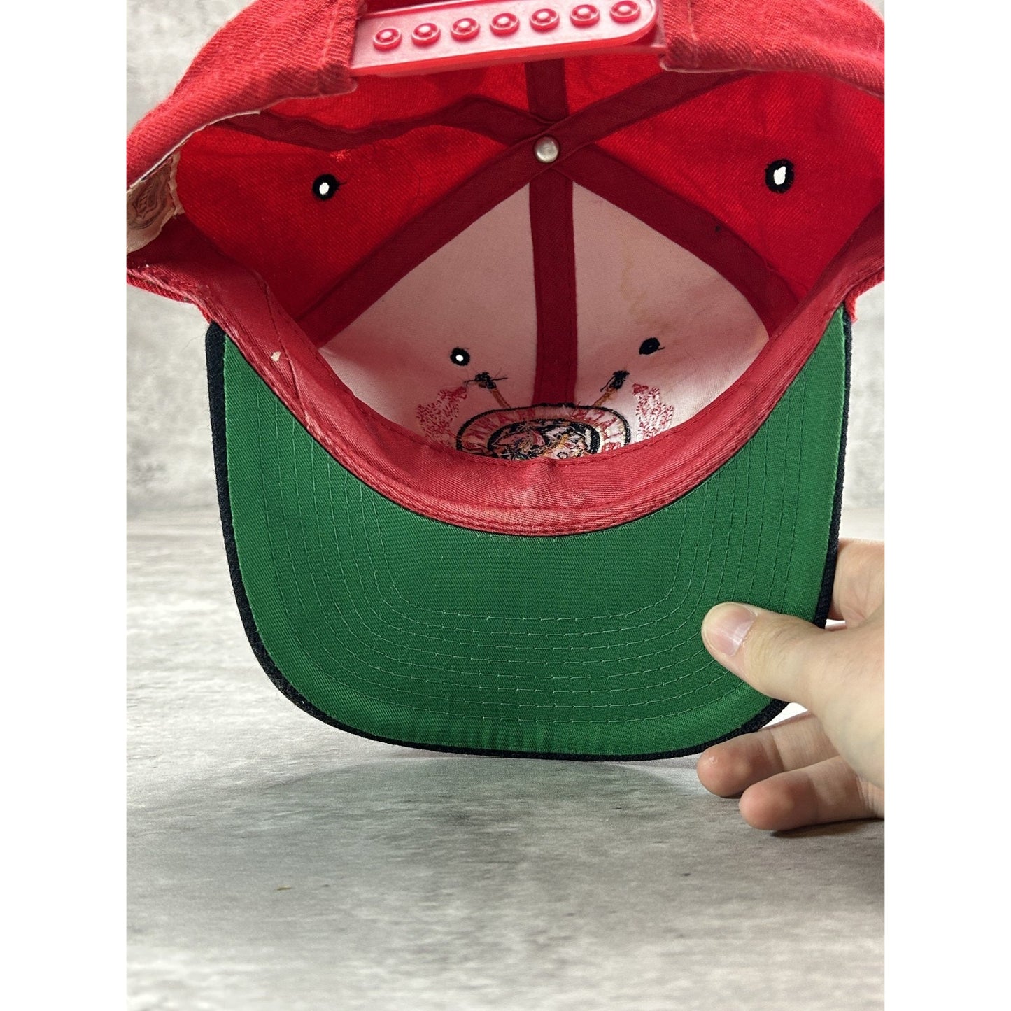 Vintage 90s Chicago Blackhawks NHL Embroidered Logo Starter Snapback Hat OSFA