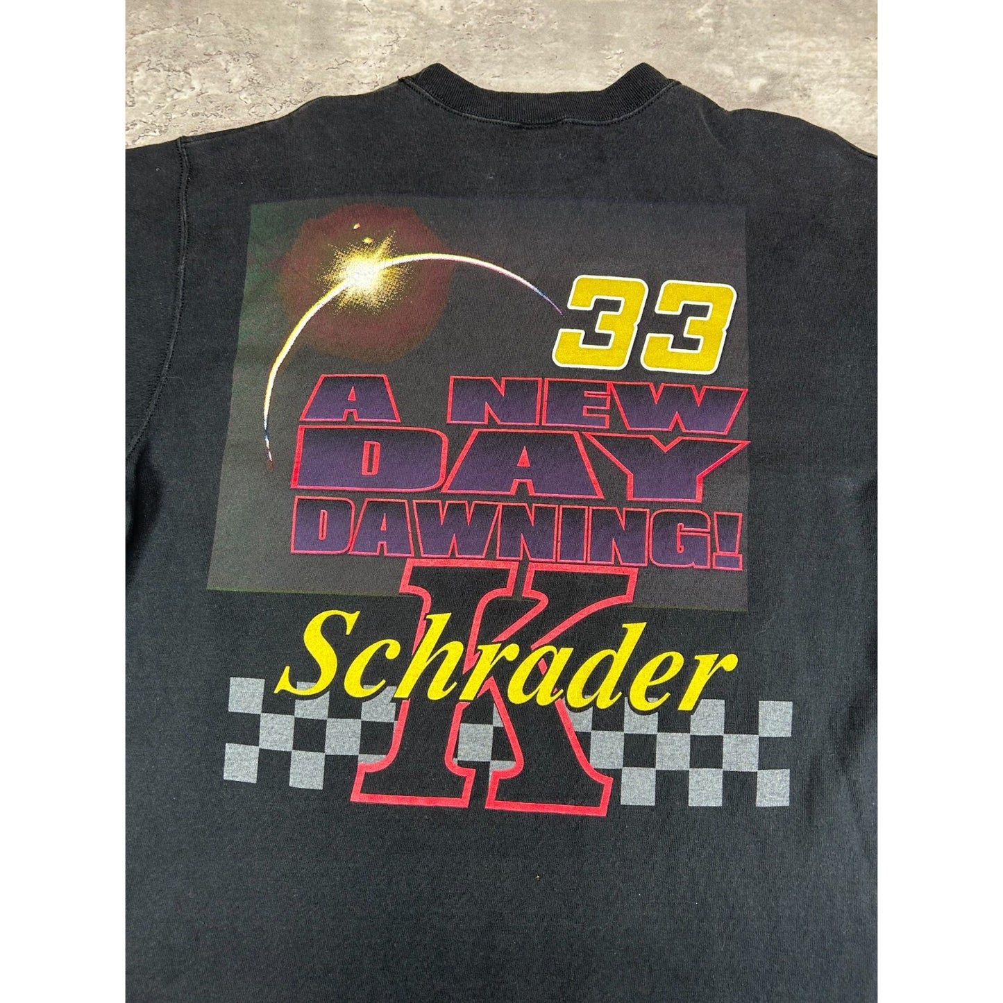 Vintage Ken Schrader #33 Nascar Skoal Racing Car Graphic T-Shirt Size Large