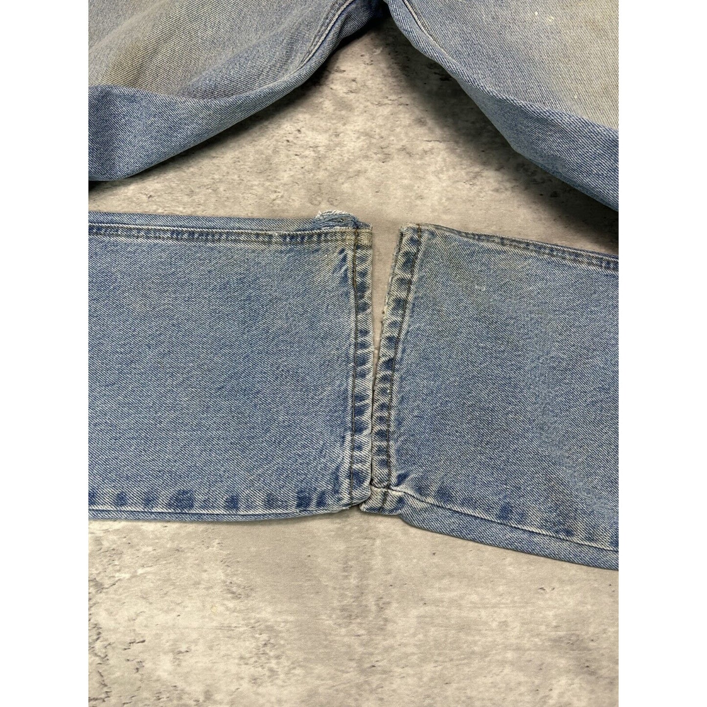 Vintage Carhartt Traditional Fit Light Wash Denim Pants Size 35 Blue