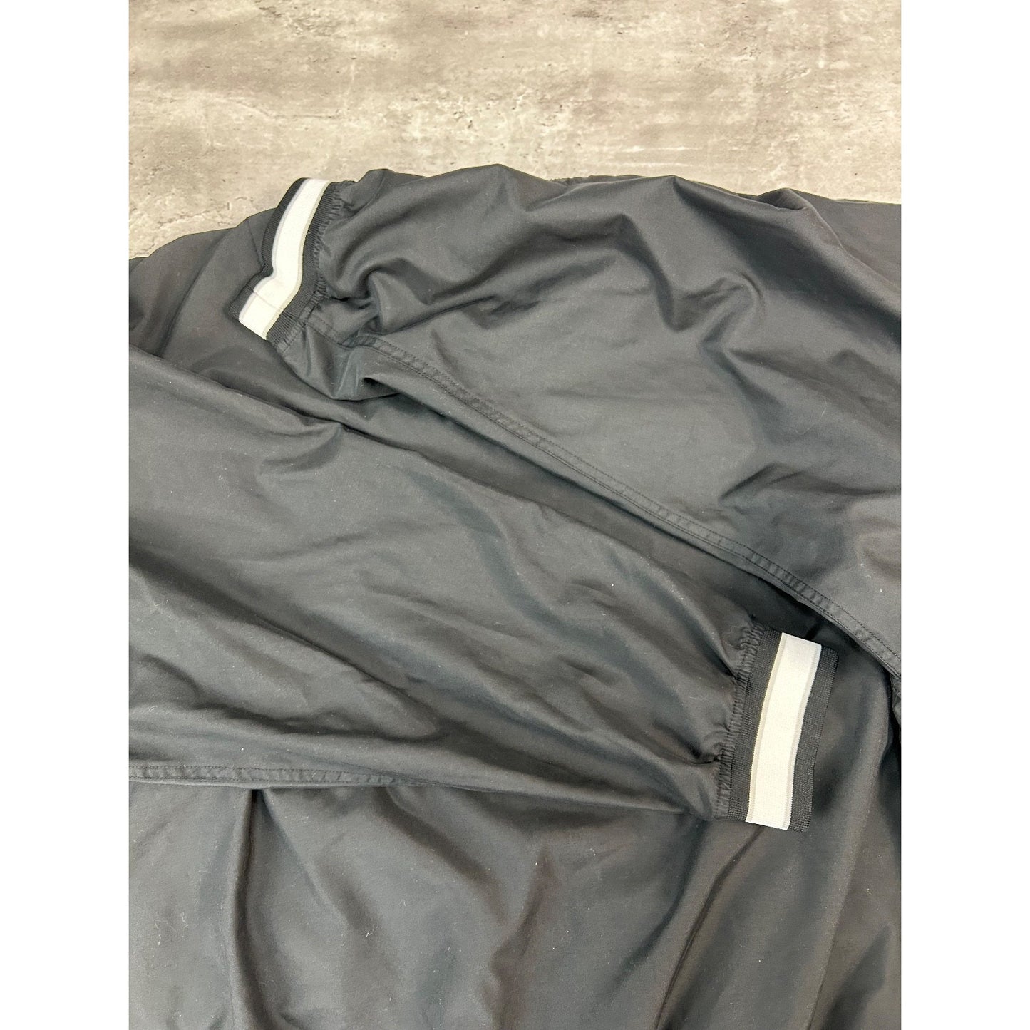 Vintage 2000s Reebok Embroidered Logo Pullover Windbreaker Jacket Size Large