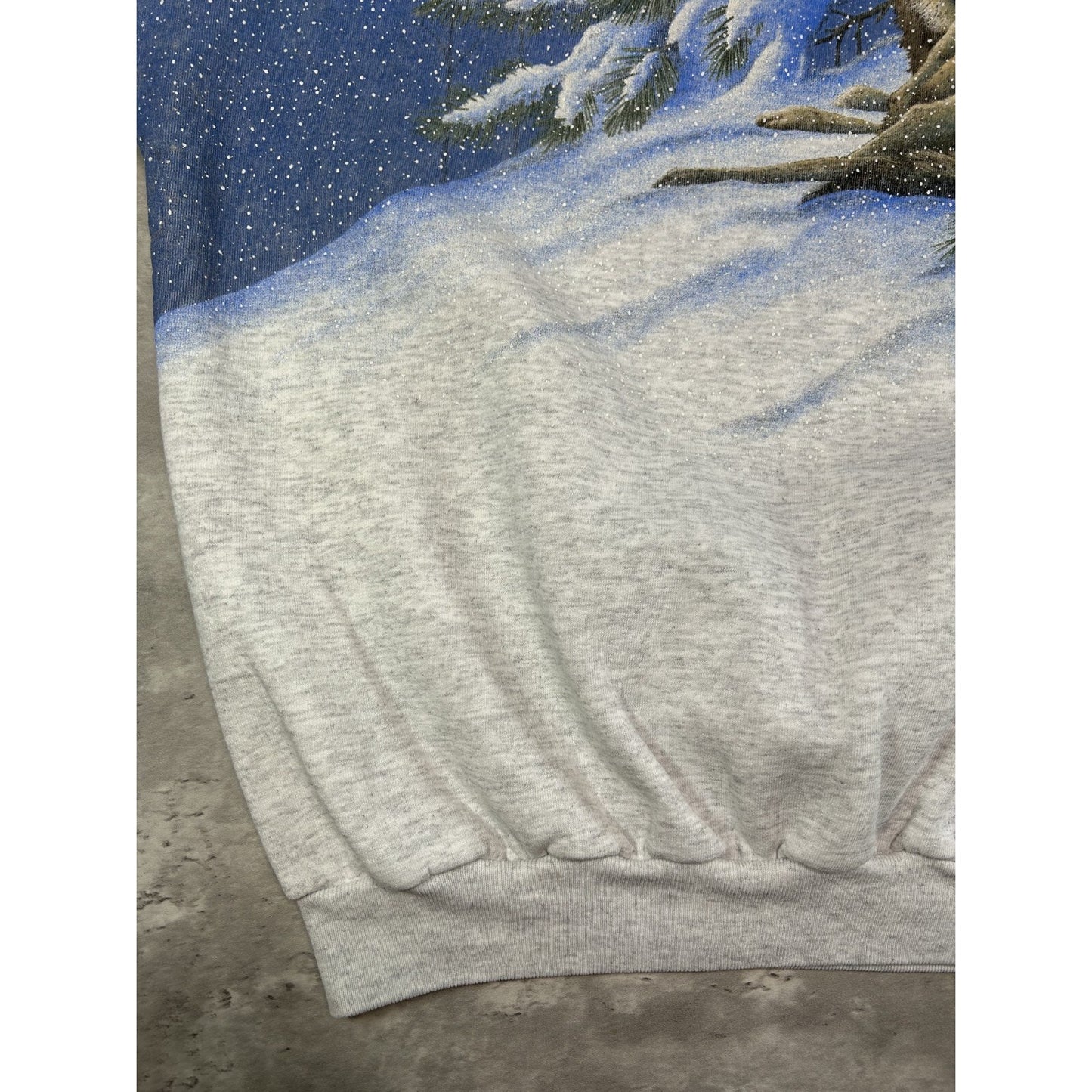 Vintage 90s Wolf Winter Landscape All Over Print Graphic Sweatshirt Size Large