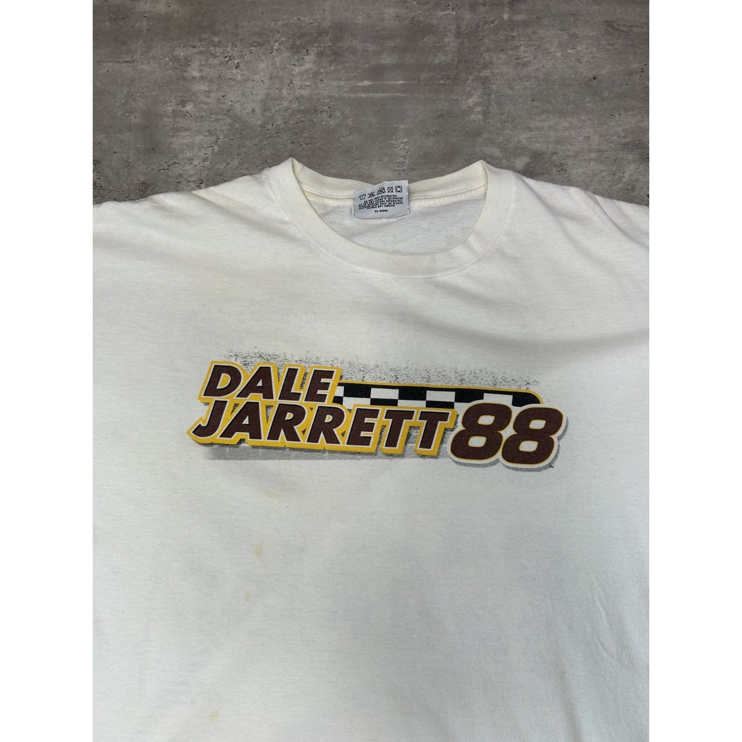 Vintage Dale Jarrett #88 Nascar Racing Spellout Graphic T-Shirt Size XL