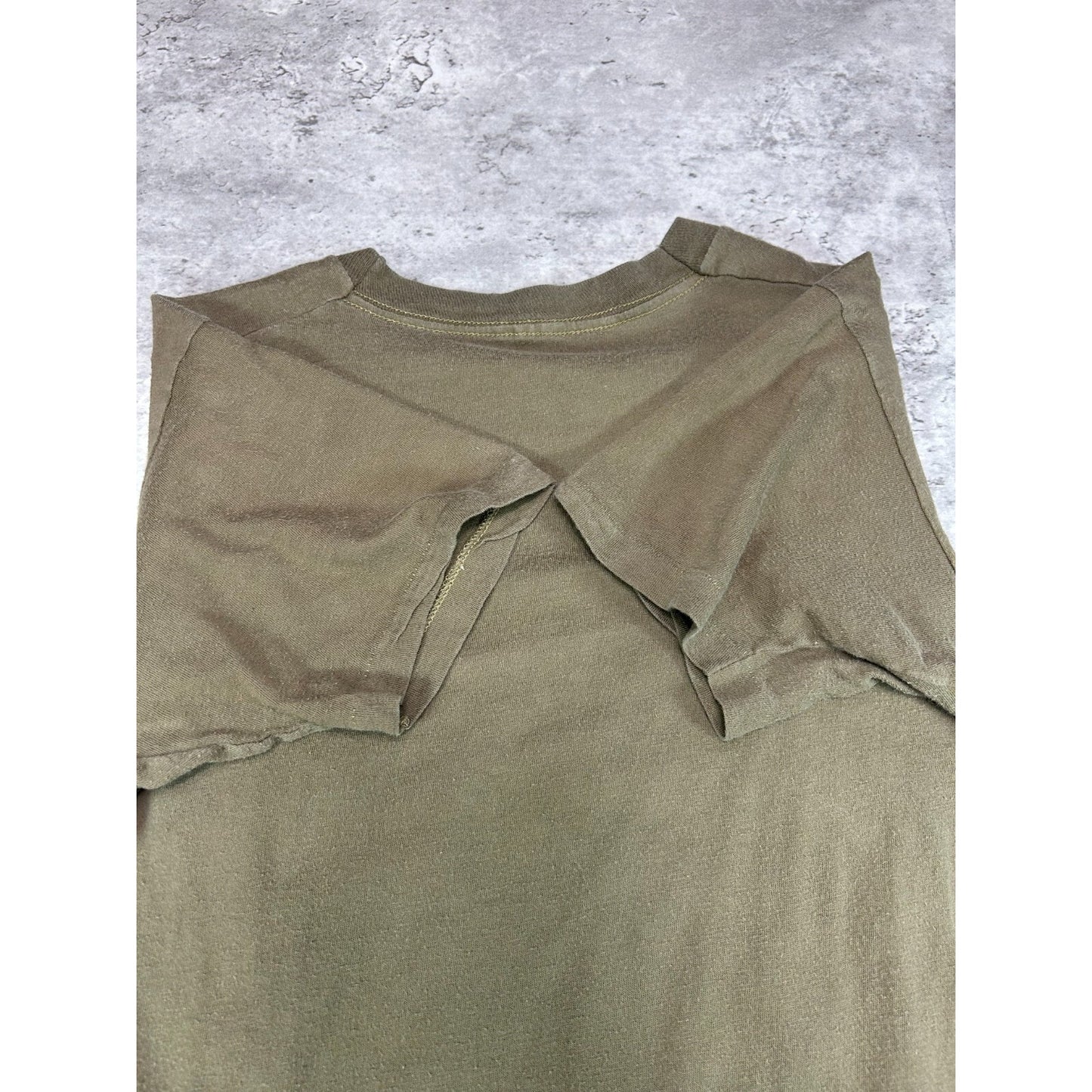 Vintage 1980s Single Stitch Earth Tone Blank T-Shirt Size Small Beige