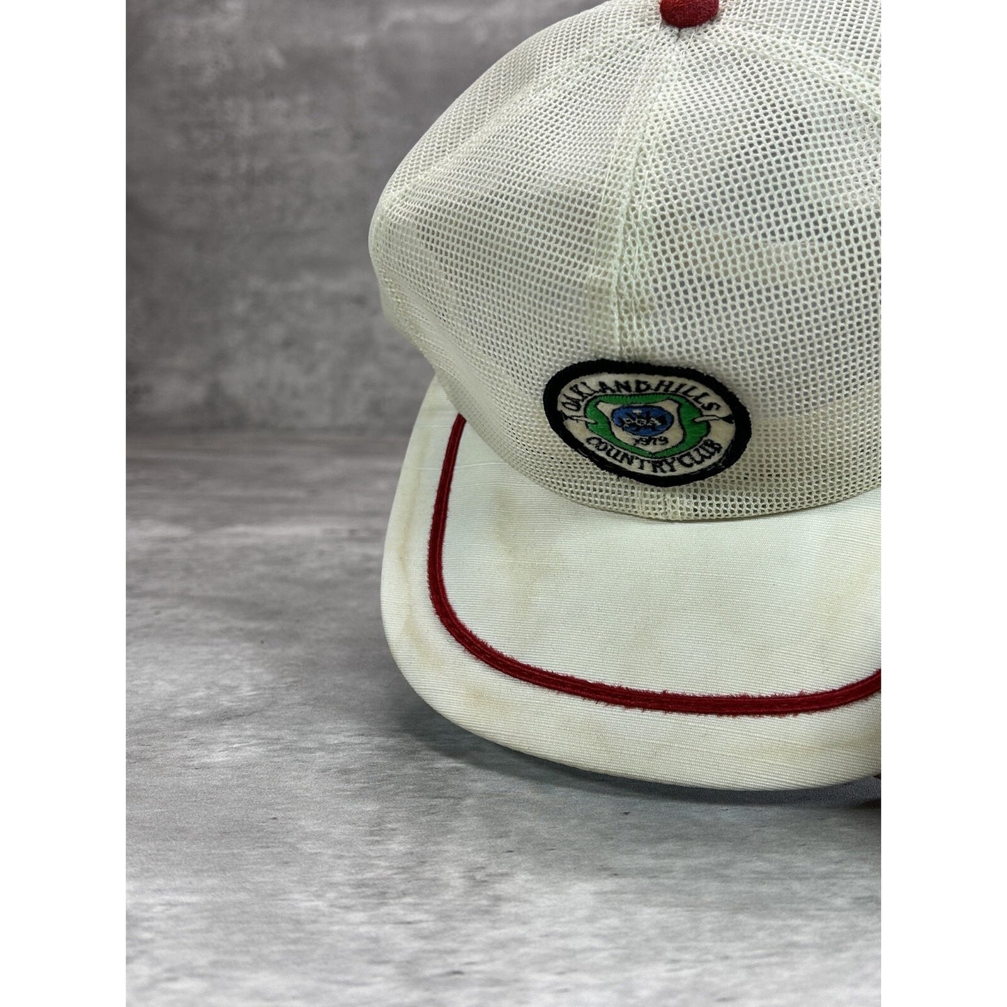 Vintage 1980s Oakland Hills Country Club PGA Mesh Snapback Hat OSFA White