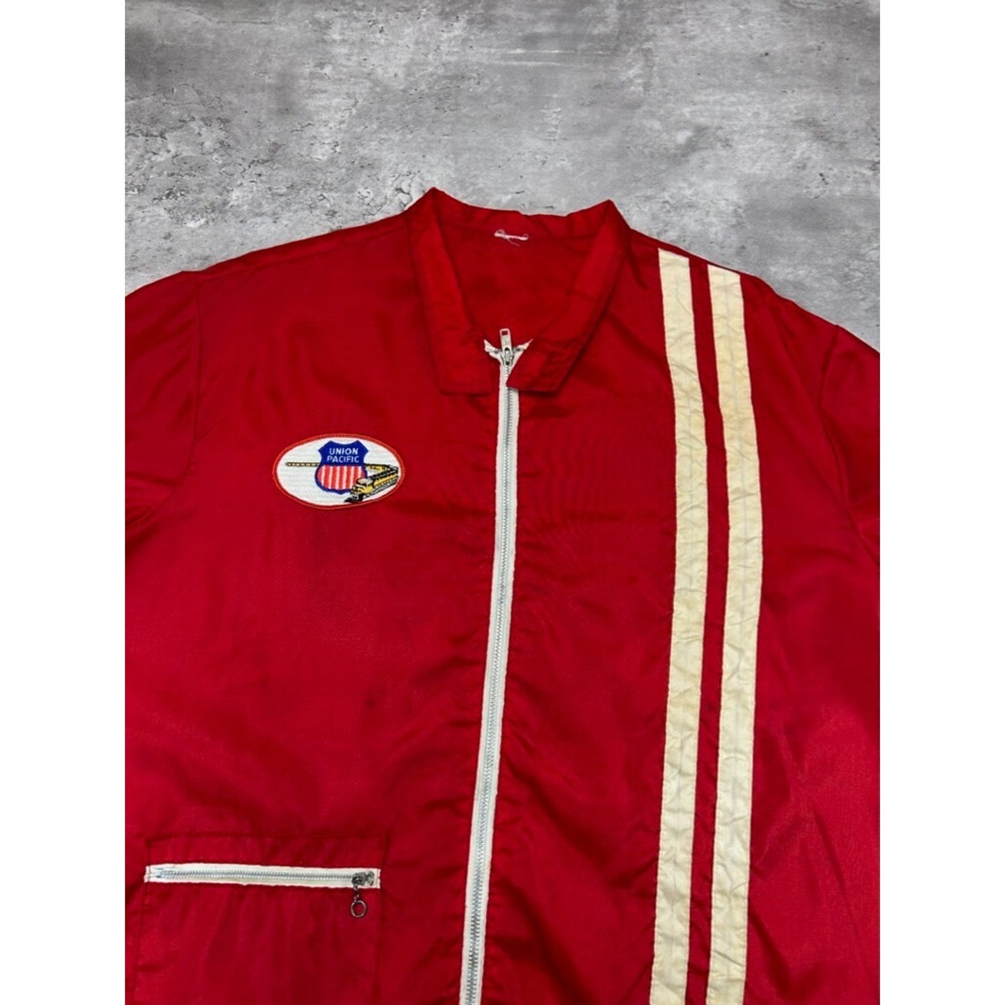 Vintage 1960s Union Pacific Railway Nylon Full Zip Work Jacket Size XL Red