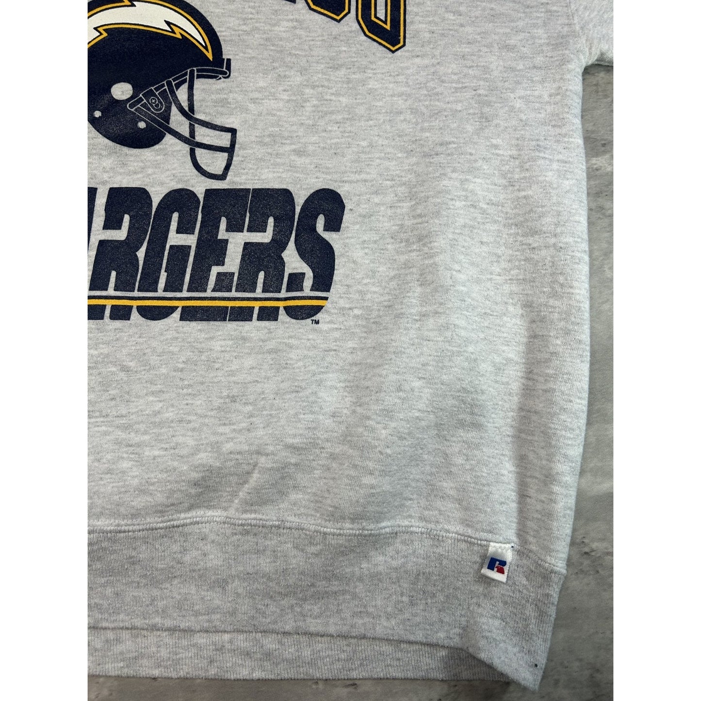 Vintage 90s San Diego Chargers NFL Helmet Spellout Graphic Sweatshirt Size XL