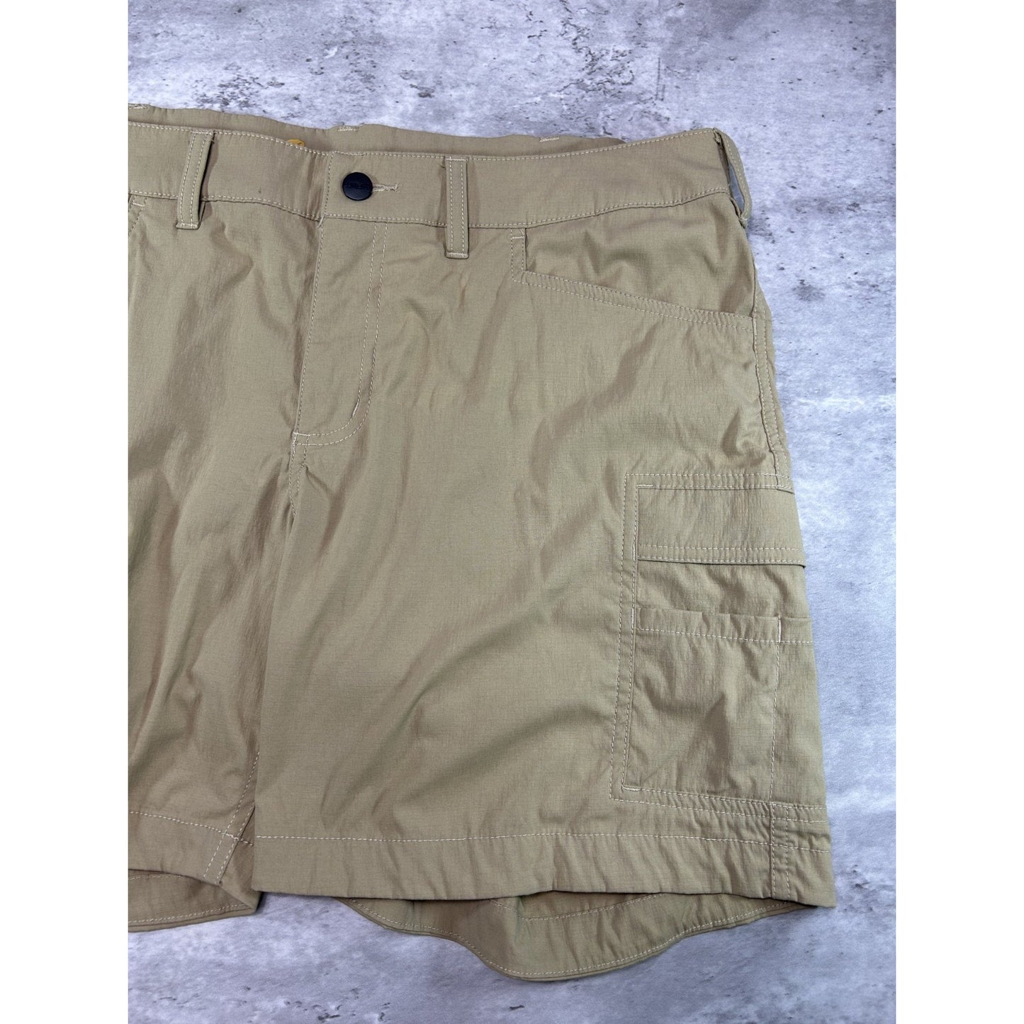 Womens Carhartt Straight Fit Nylon Workwear Cargo Shorts Size 37 Beige