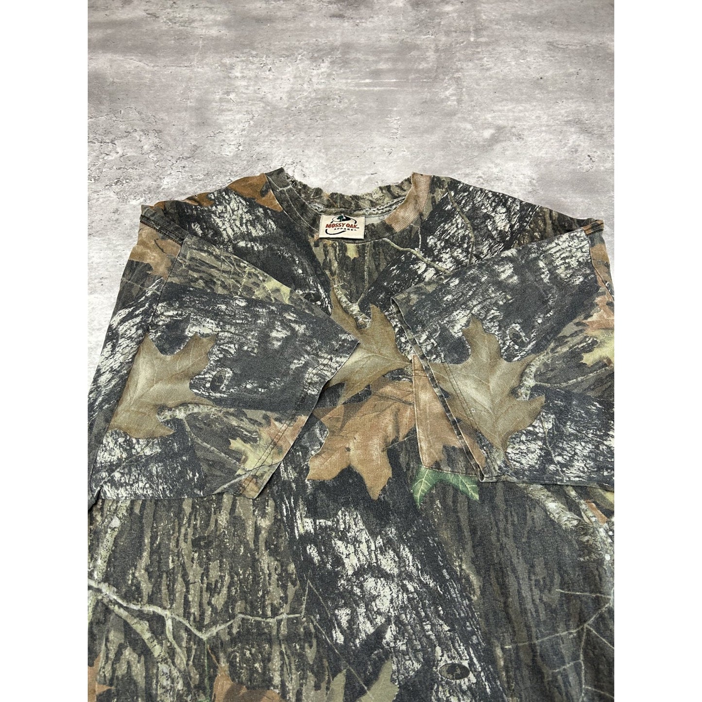 Vintage Mossy Oak Break Up Tree Camo Hunting Pocket T-Shirt Size XL