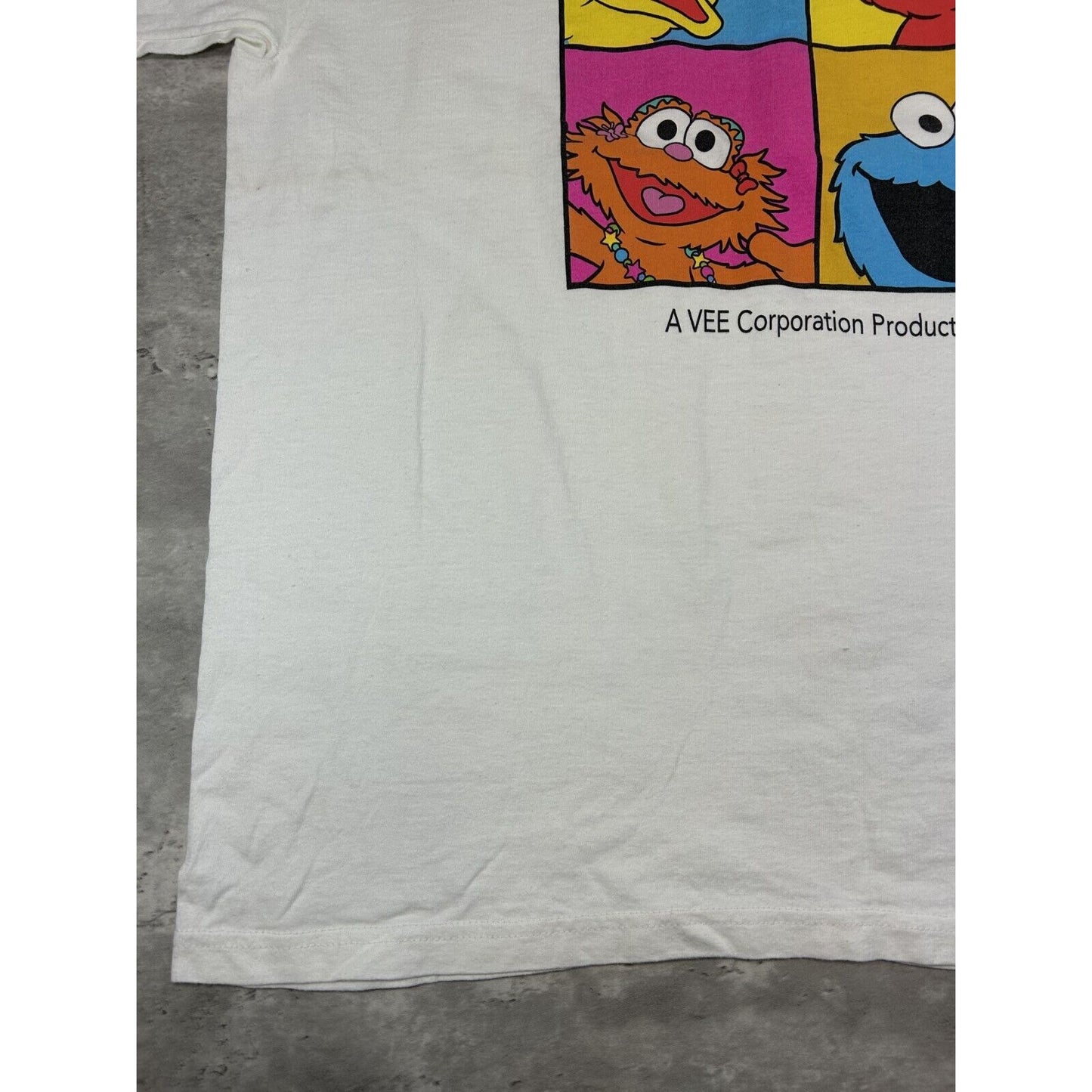 Vintage 90s Sesame Street Live Elmo Character Graphic T-Shirt Size XL White