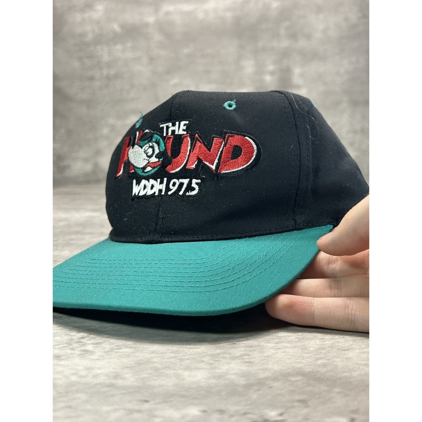 Vintage 90s The Hound WDDH 97.5 Embroidered Radio Promo Snapback Hat OSFA