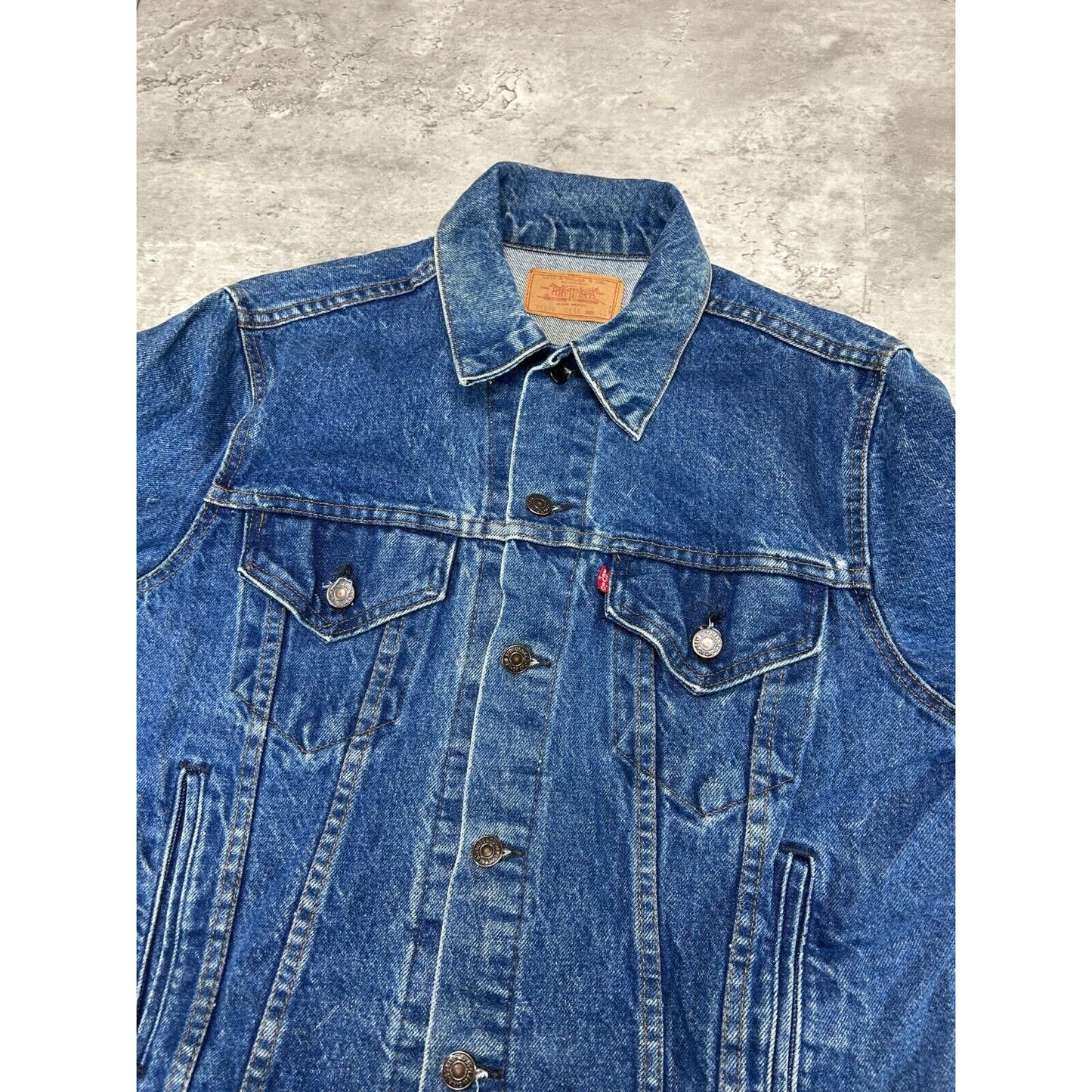 Vintage 80s/90s Levis Red Tab Dark Wash Denim Type 3 Trucker Jacket Size 42 S