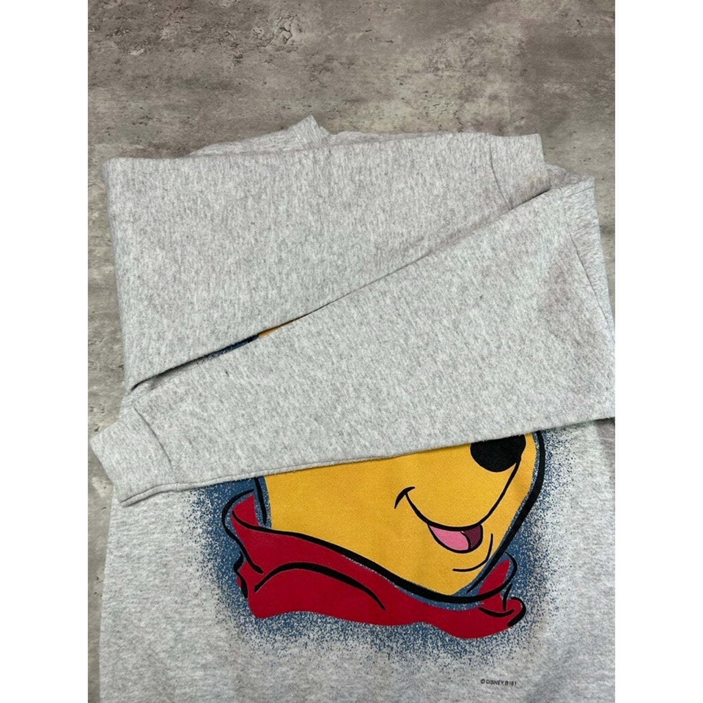Vintage 90s Disney Winnie The Pooh Cartoon TV Promo Big Face Sweatshirt Size Large