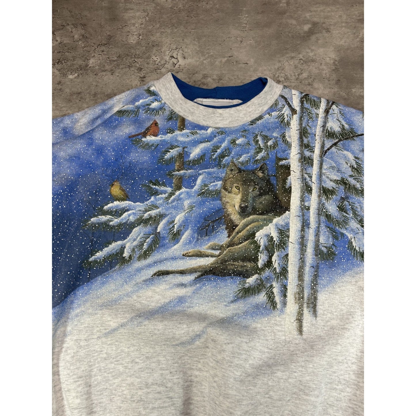 Vintage 90s Wolf Winter Landscape All Over Print Graphic Sweatshirt Size Large