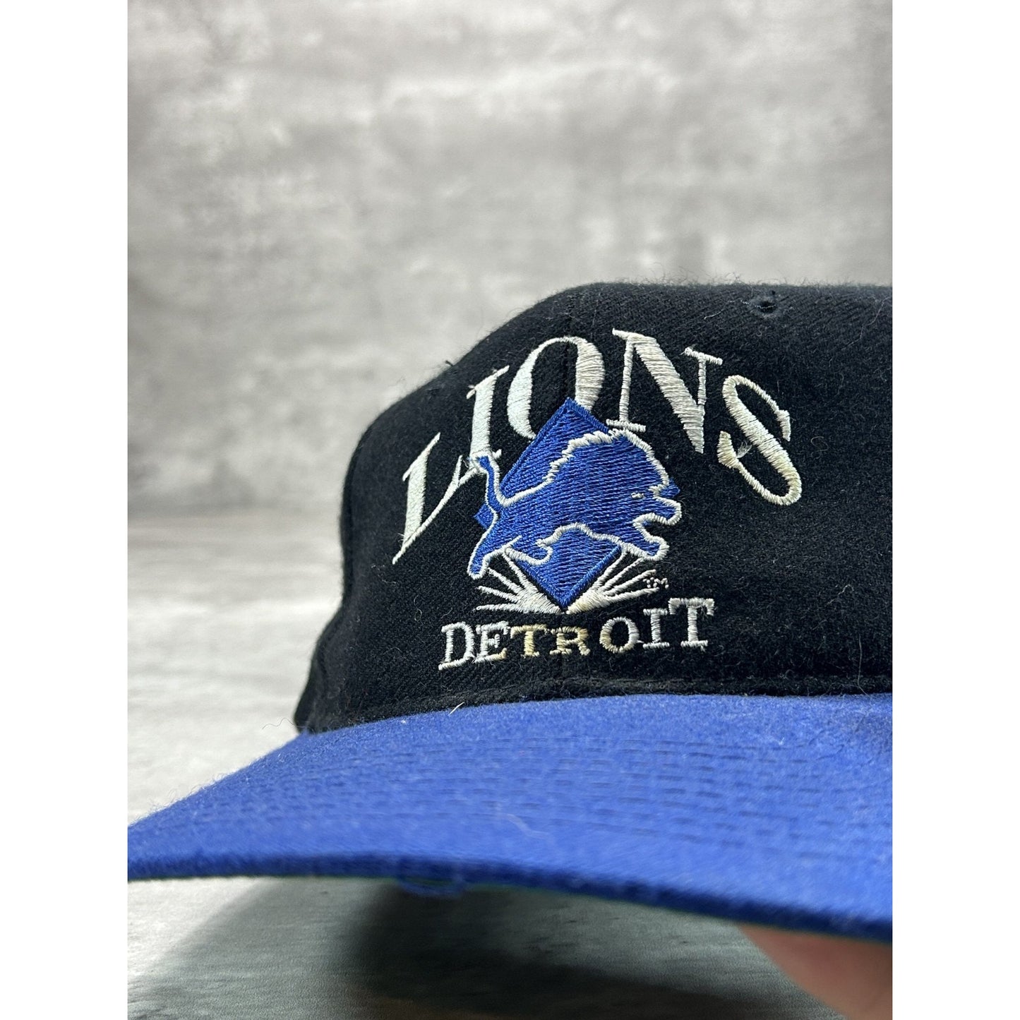 VTG 90s Detroit Lions NFL Embroidered Spellout Logo Football Snapback Hat OSFA