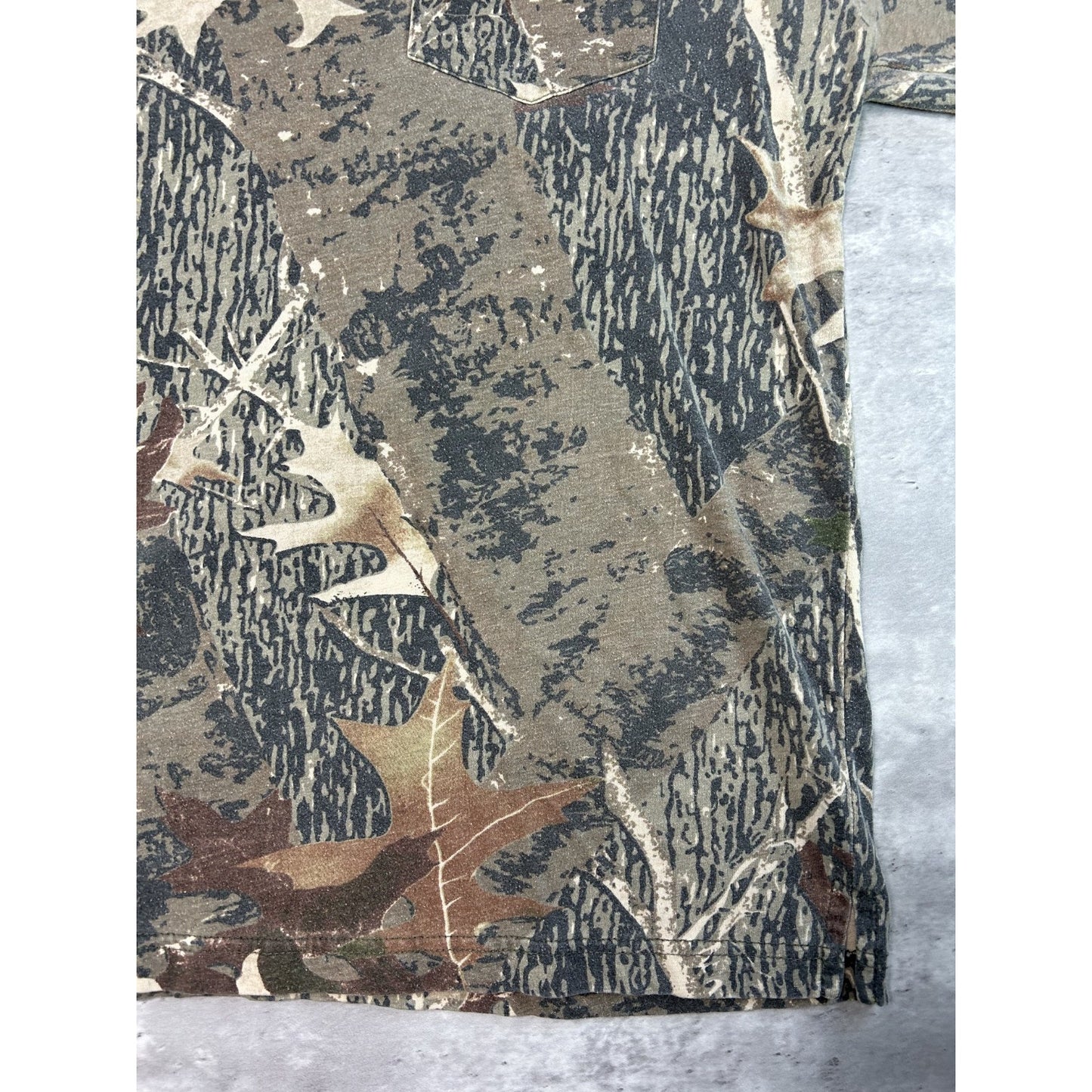 Vintage Old Mill Tree Camo Pocket Long Sleeve Hunting T-Shirt Size XL