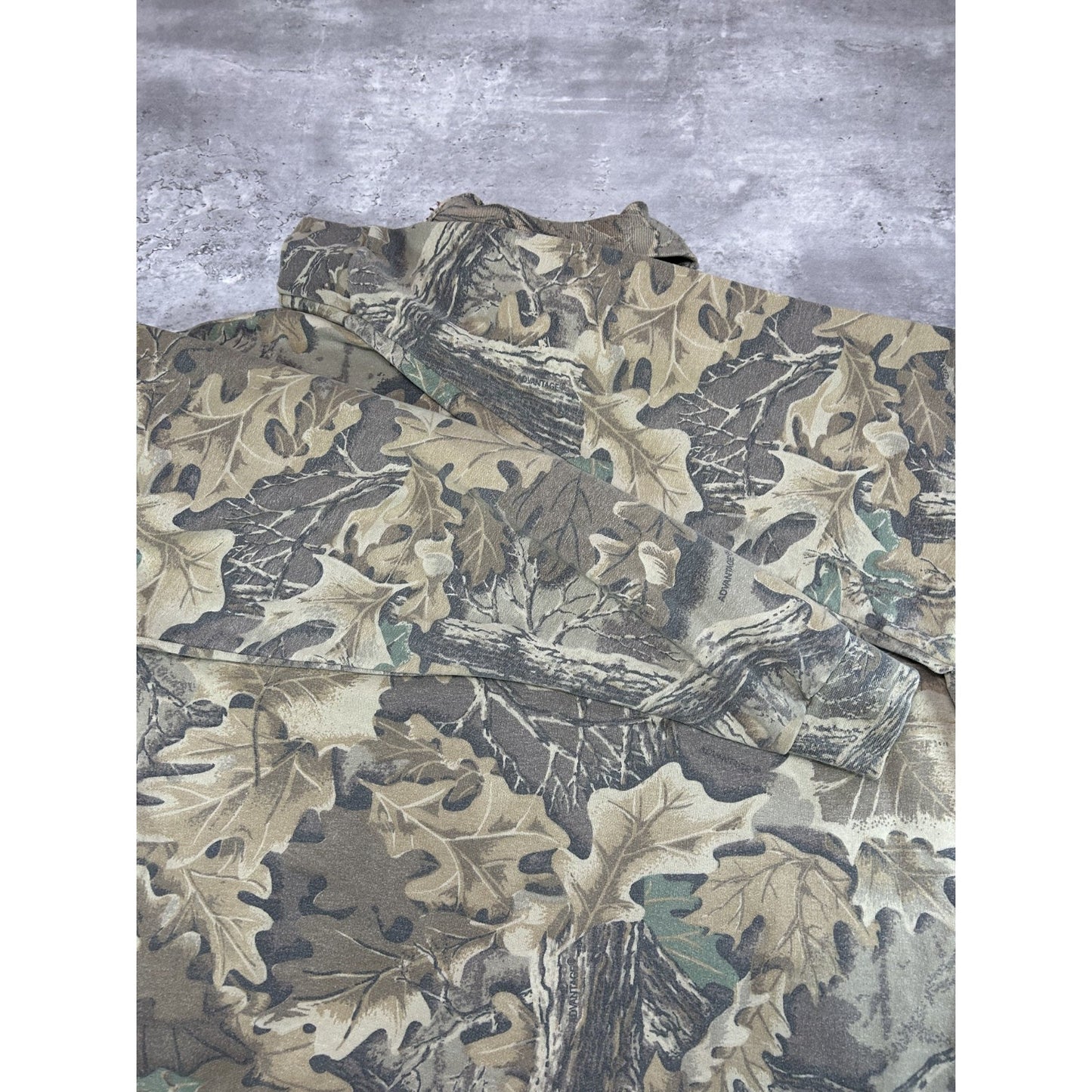 Vintage 90s Redhead Tree Camo Hunting Turtleneck Sweatshirt Size XL