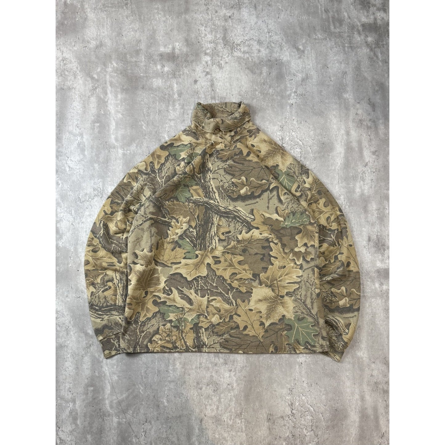 Vintage 90s Redhead Tree Camo Hunting Turtleneck Sweatshirt Size XL