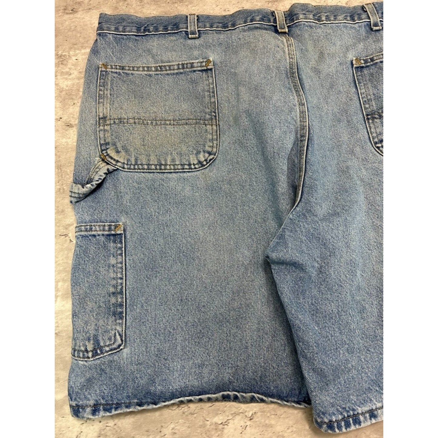 Vintage Carhartt Light Wash Denim Workwear Carpenter Shorts Size 44 Blue